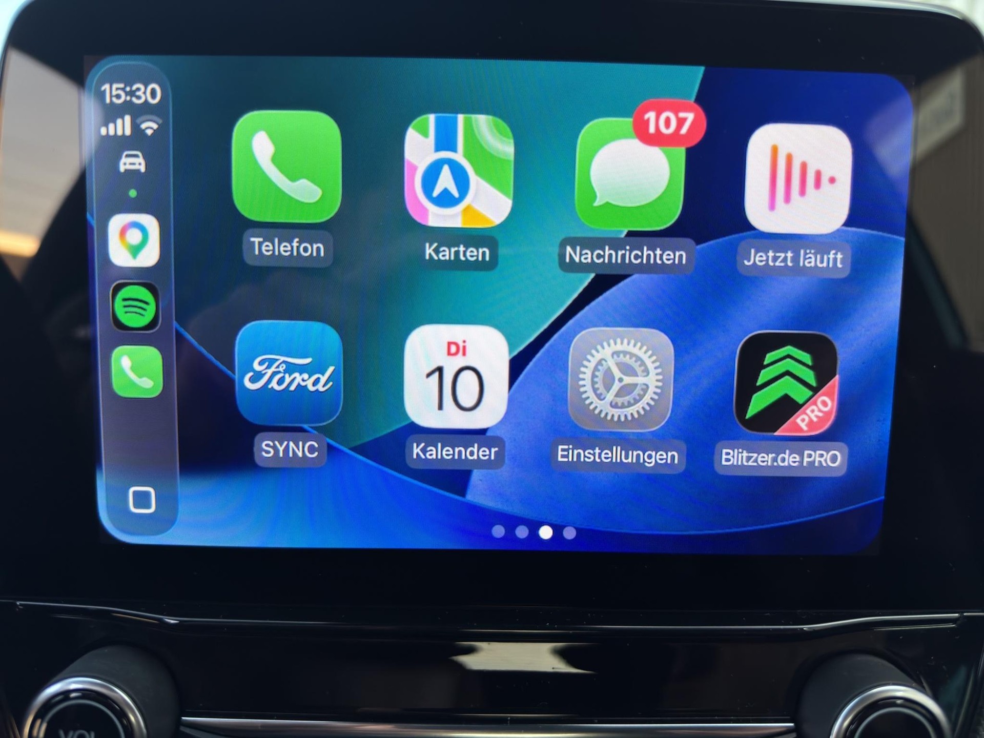 FORD Fiesta 1.0 EcoB Hybrid ST-Line Vignale-image-8