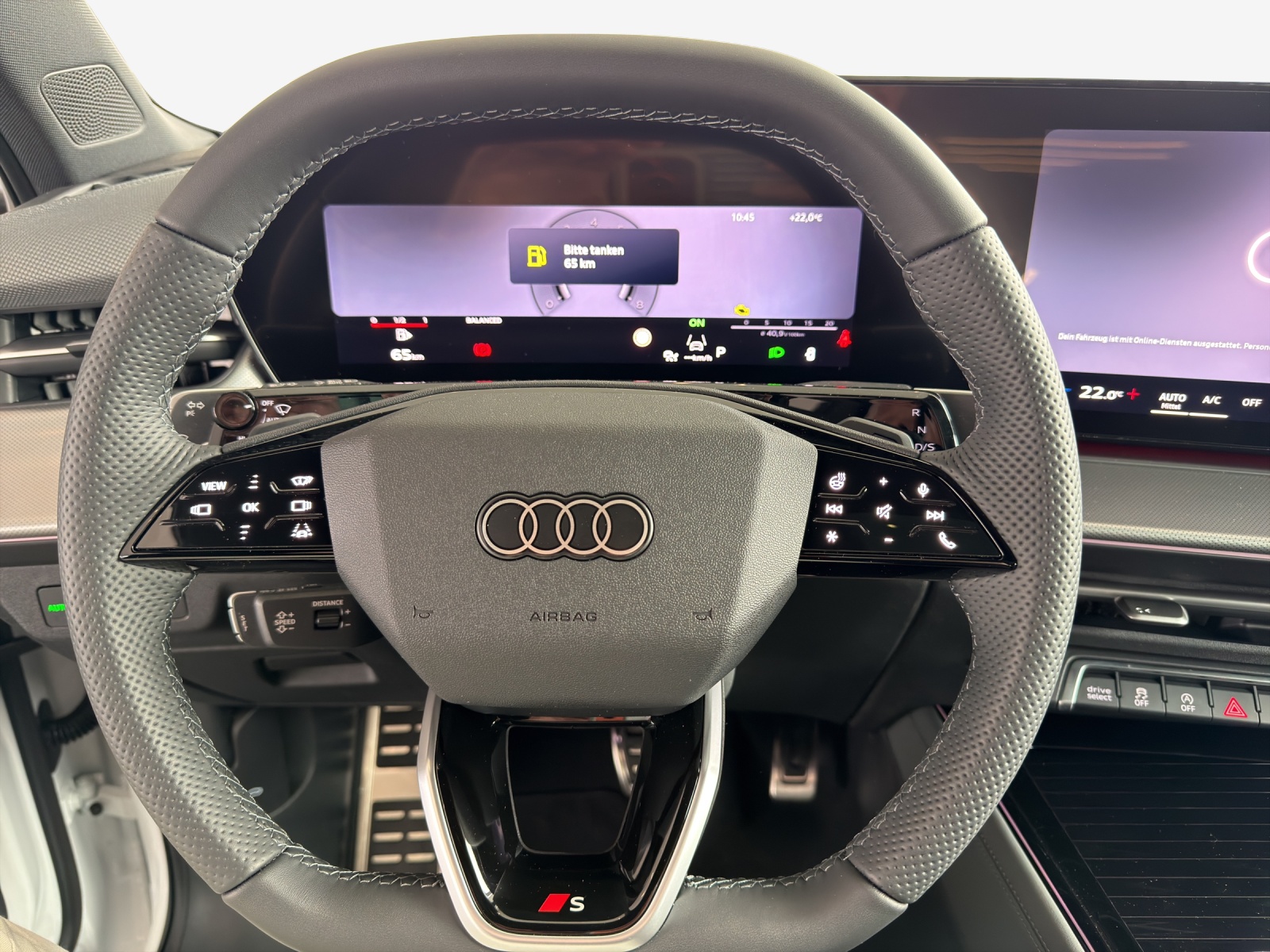 AUDI Q3 SUV 110 kW TFSI S tronic-image-9