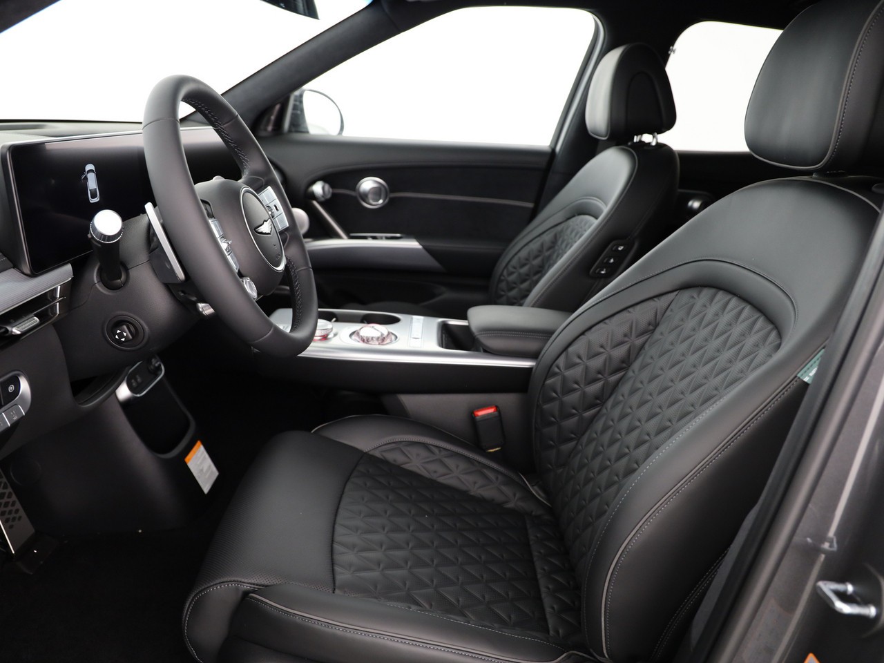 GENESIS GV60 77.4 kWh Sport Plus AWD-image-3