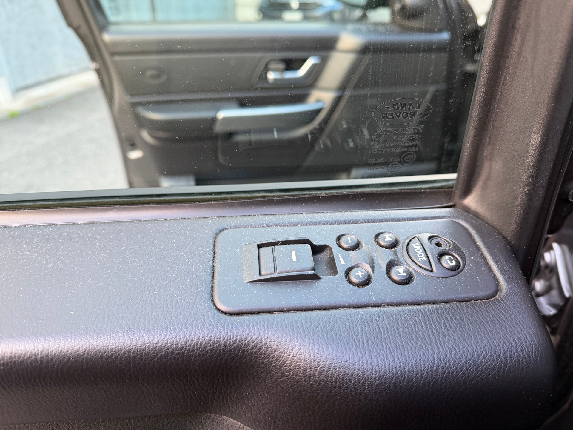 LAND ROVER Range Rover Sport 4.4 V8 HSE Automatic-image-2