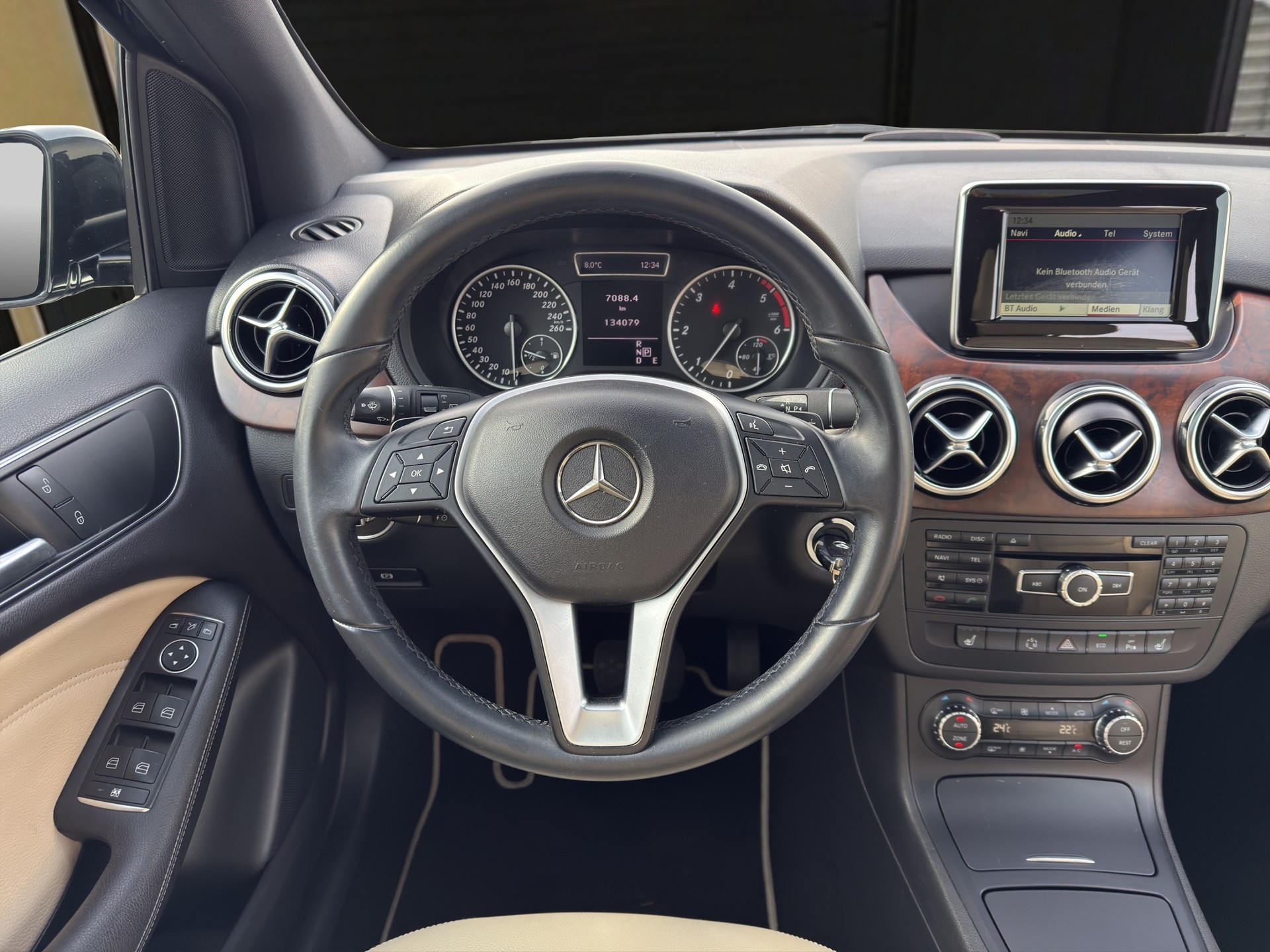 MERCEDES-BENZ B 220 CDI 7G-DCT-image-11