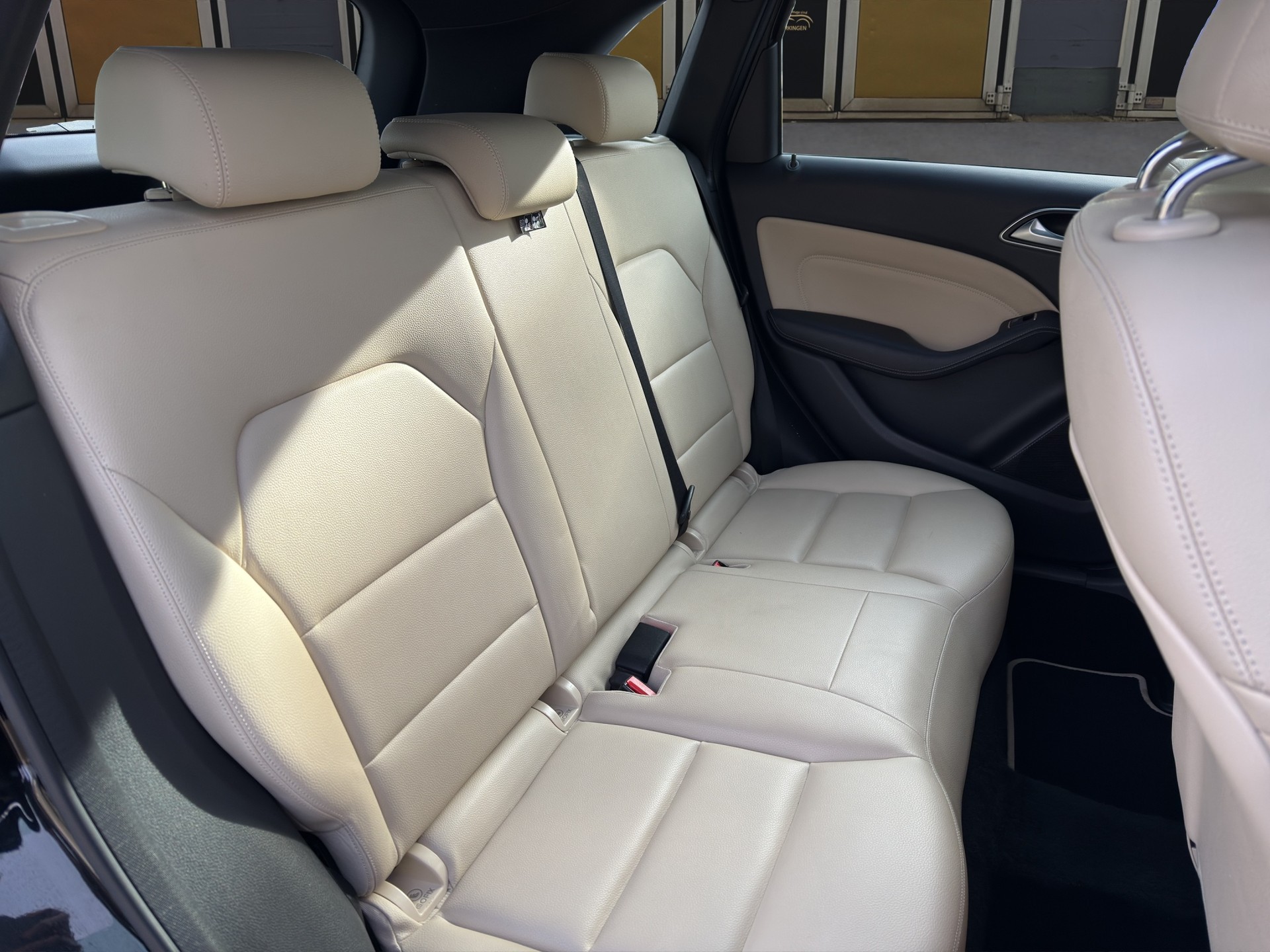 MERCEDES-BENZ B 220 CDI 7G-DCT-image-13