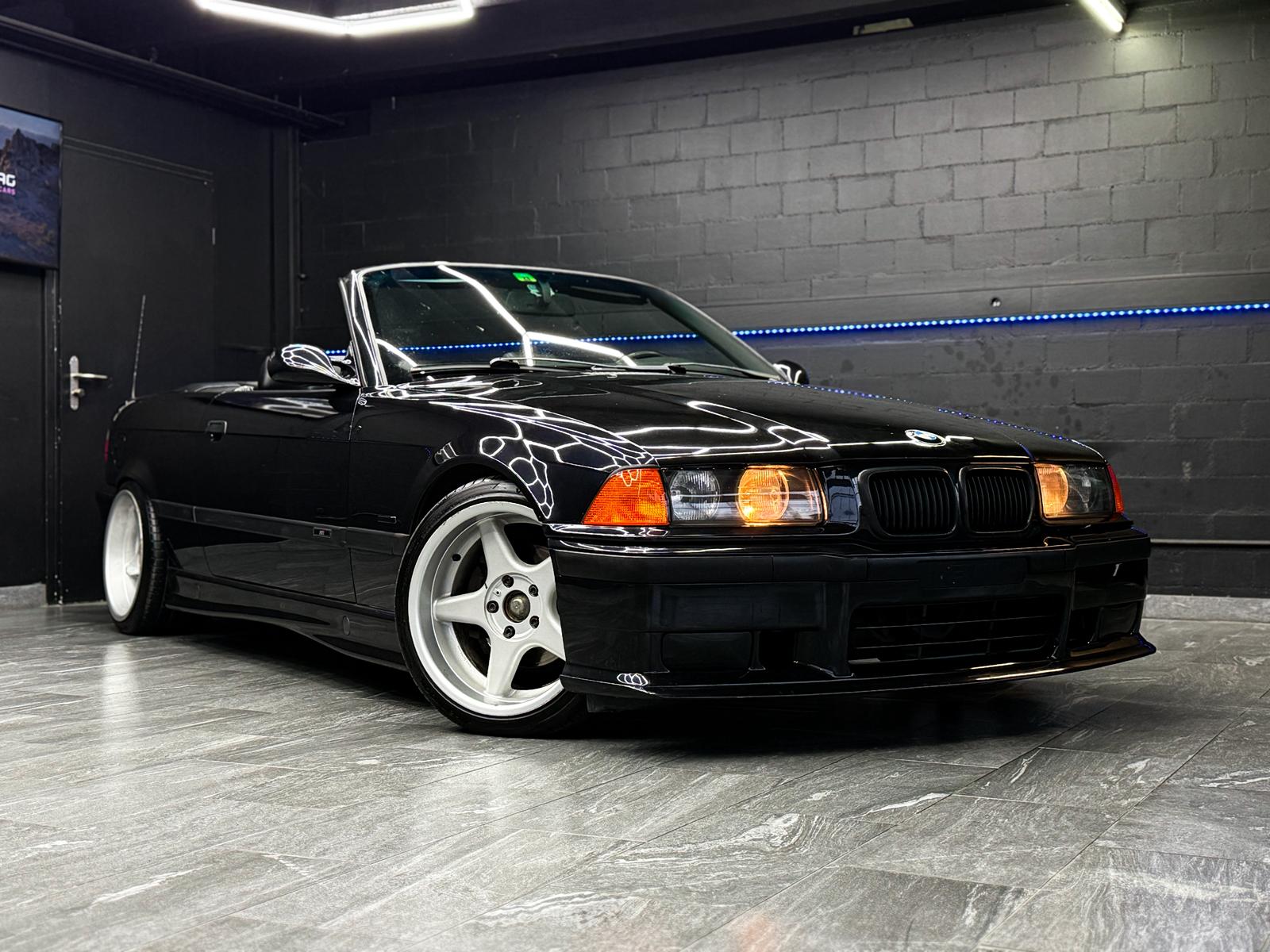 BMW 328i Cabrio M Sport-image-0
