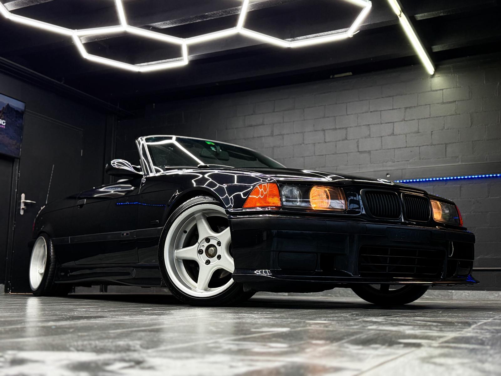 BMW 328i Cabrio M Sport-image-1