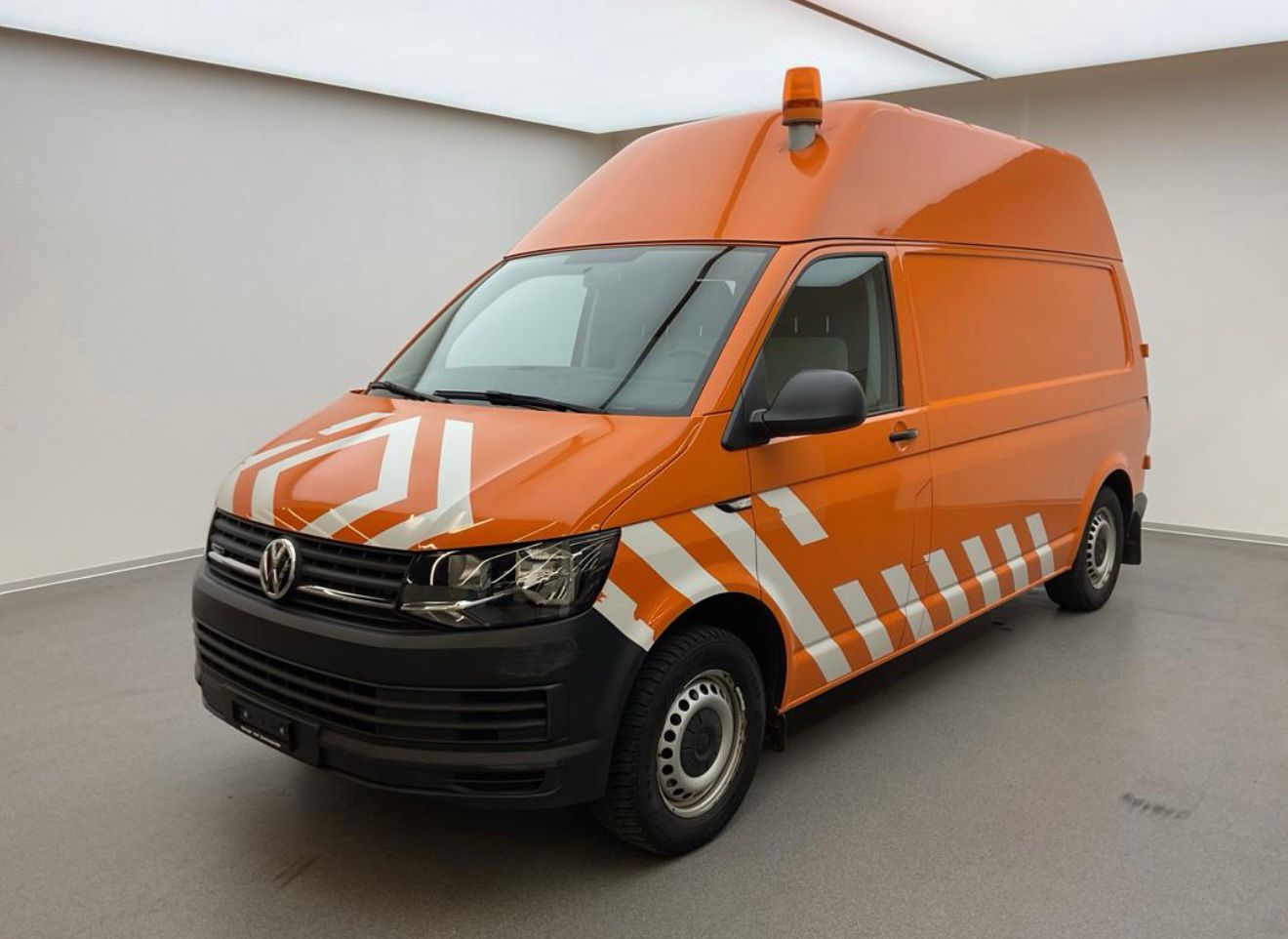 VW T6 2.0 TDI 4Motion-image-0