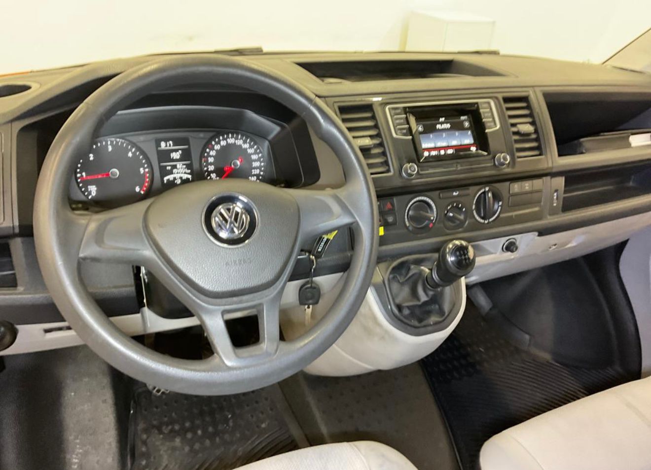 VW T6 2.0 TDI 4Motion-image-10