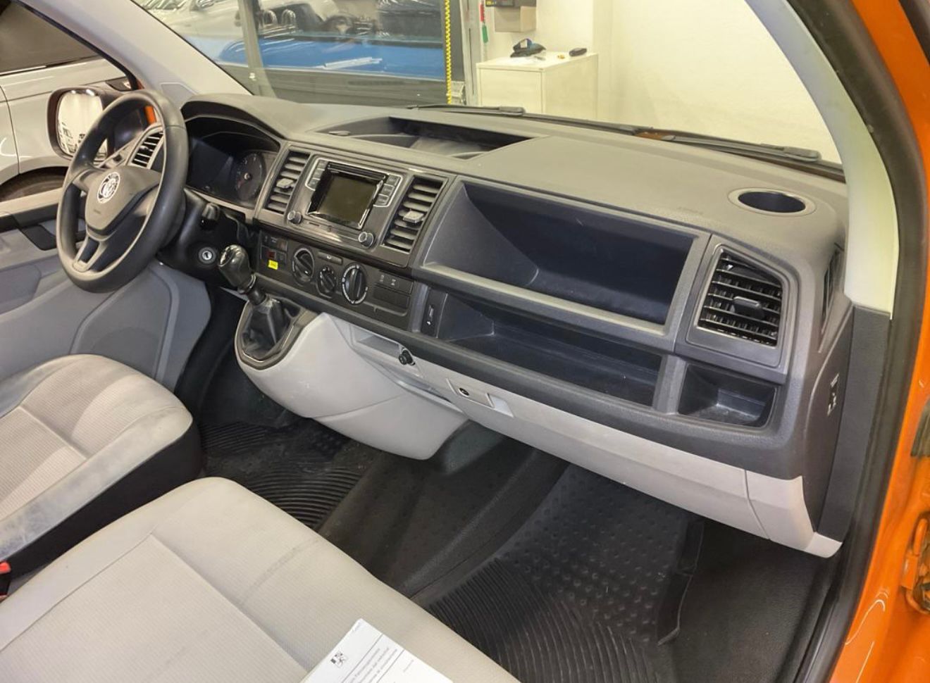 VW T6 2.0 TDI 4Motion-image-8