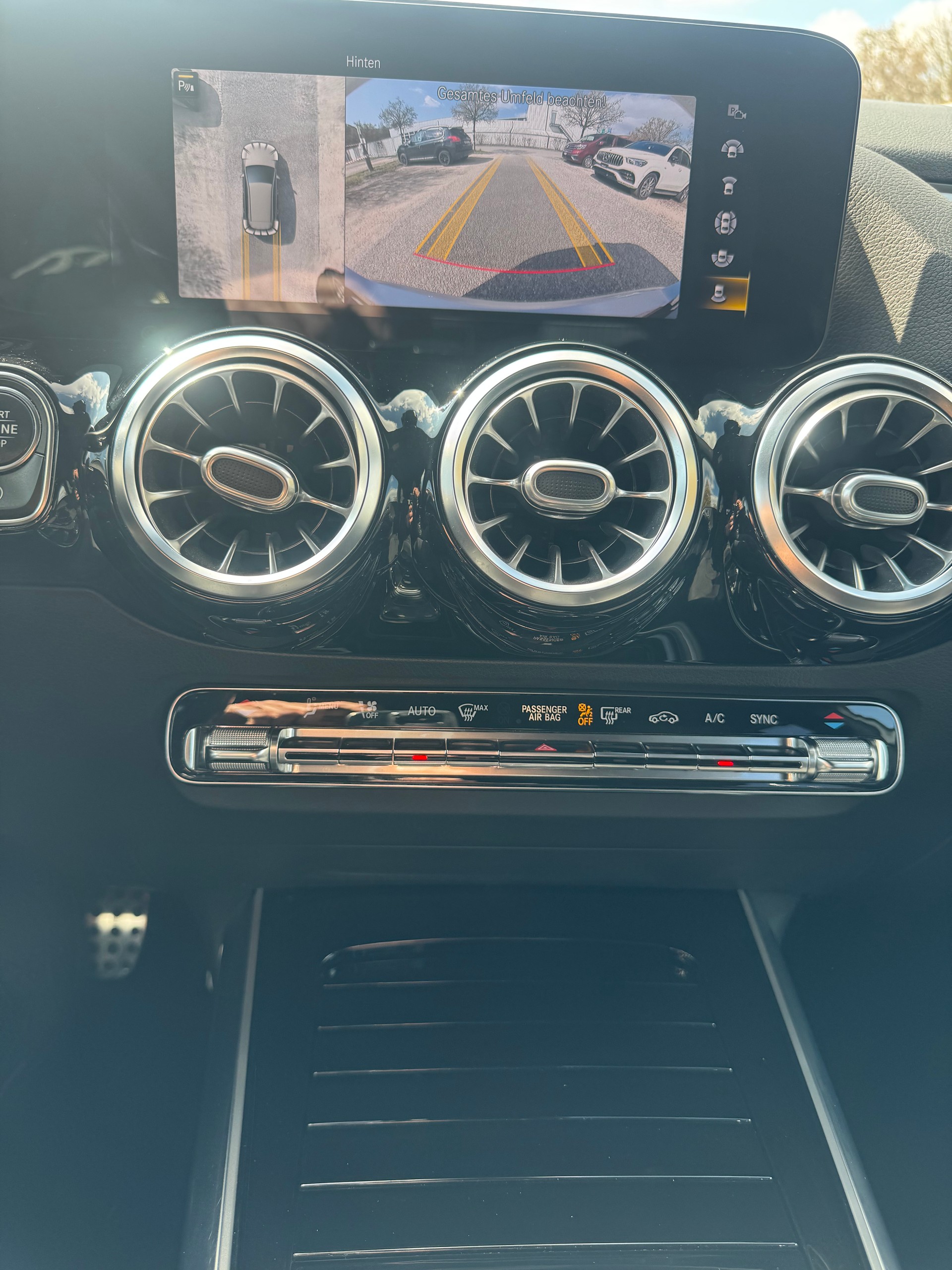 MERCEDES-BENZ B 220 4Matic AMG Line 7G-DCT-image-11
