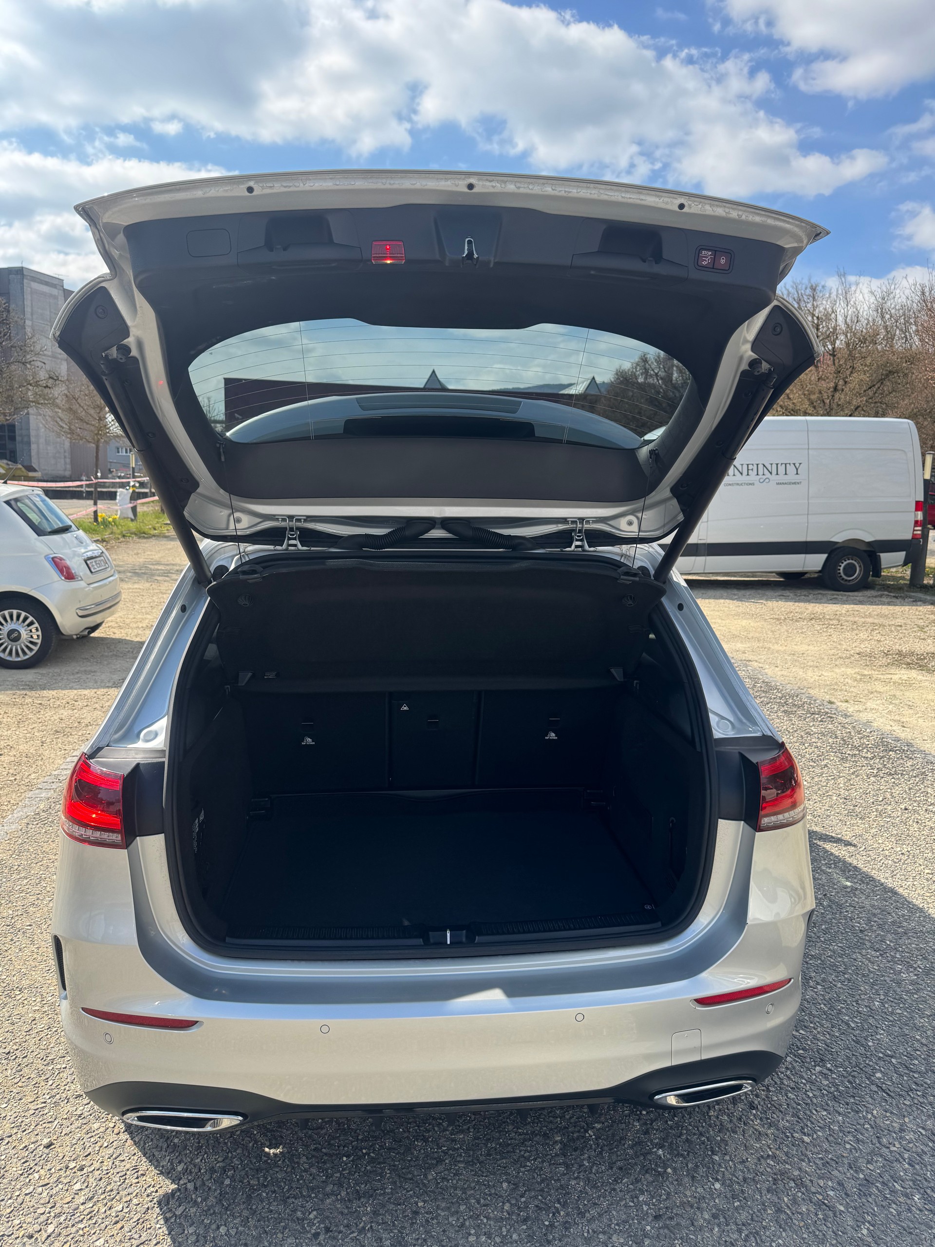 MERCEDES-BENZ B 220 4Matic AMG Line 7G-DCT-image-4