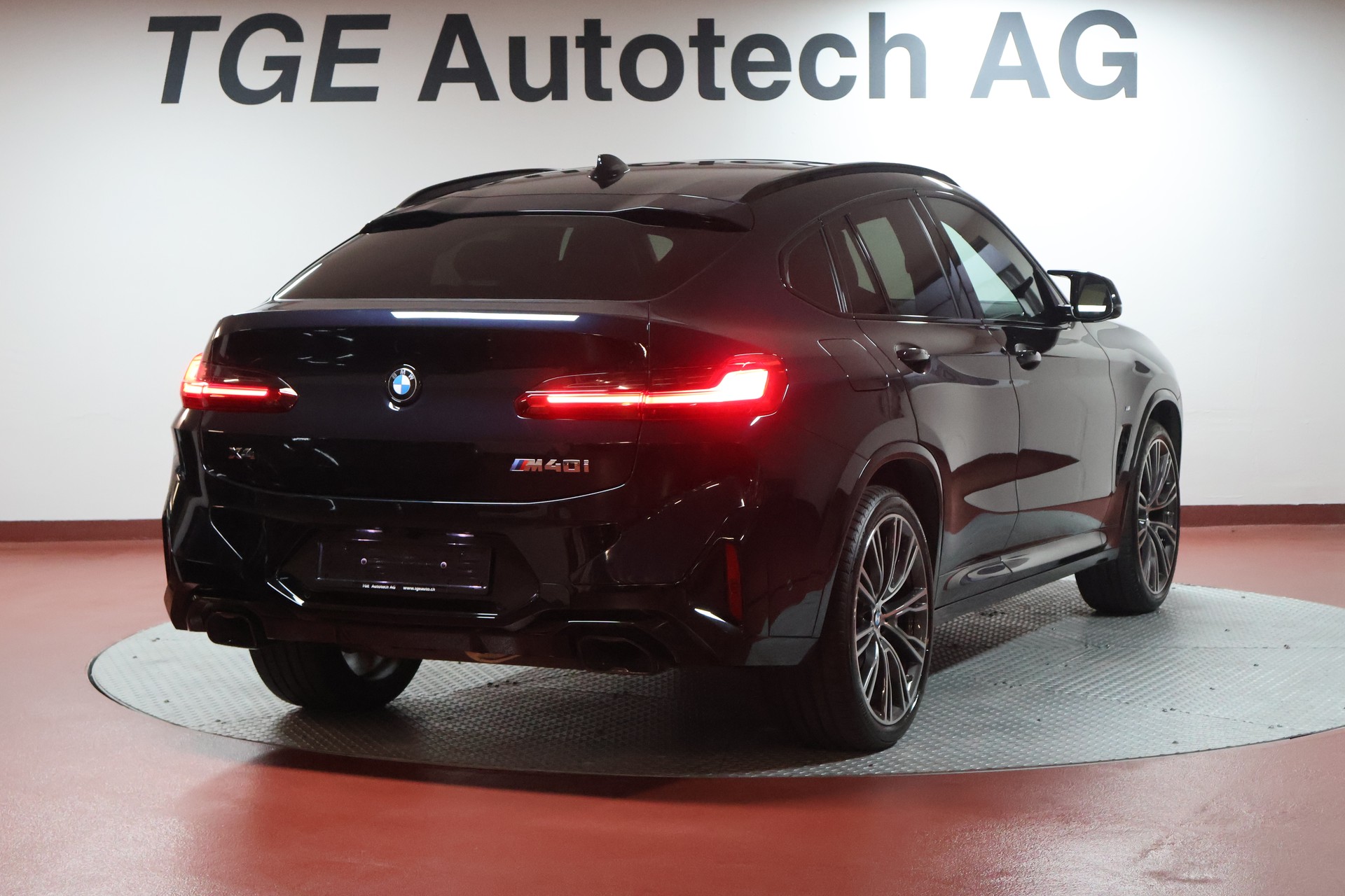 BMW X4 M40i 48V Steptronic-image-18