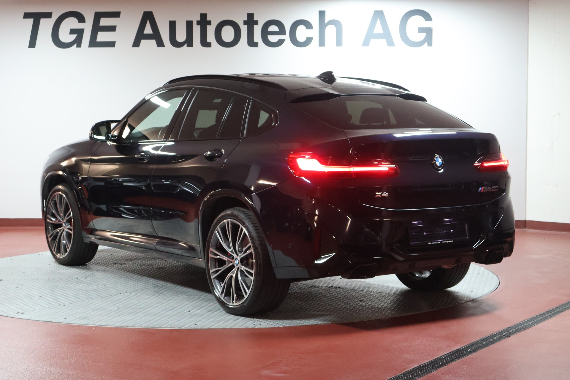 BMW X4 M40i 48V Steptronic-image-17