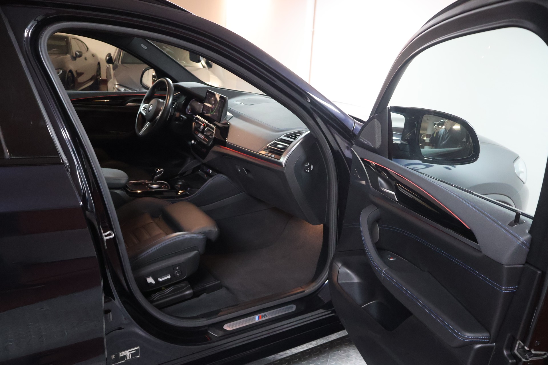BMW X4 M40i 48V Steptronic-image-14