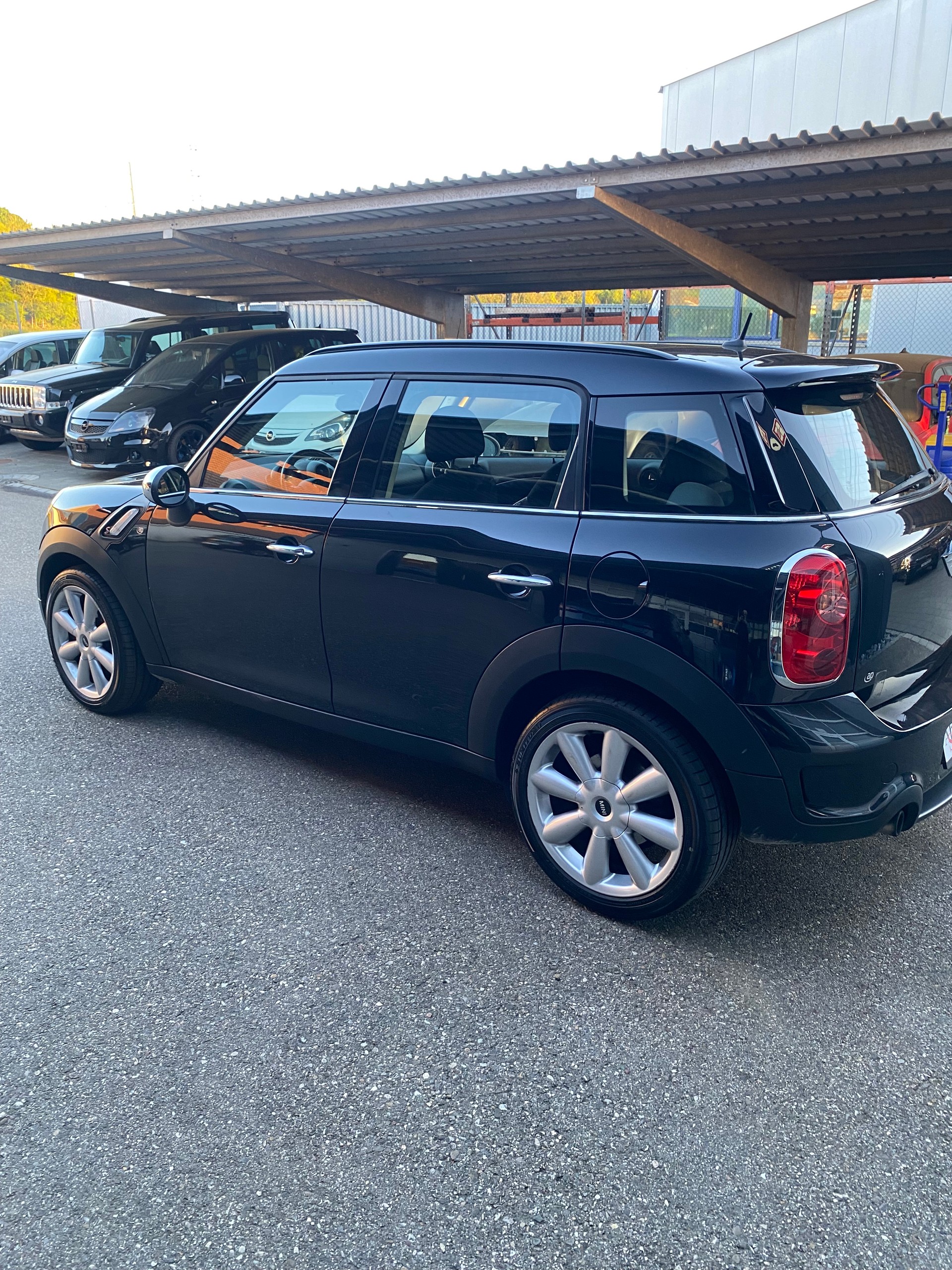 MINI Countryman Cooper S ALL4-image-2