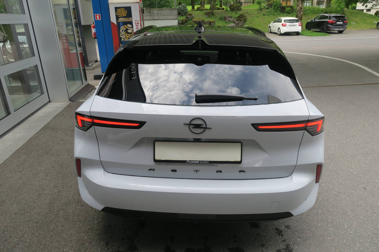OPEL Astra-e Sports Tourer Ultimate-image-2