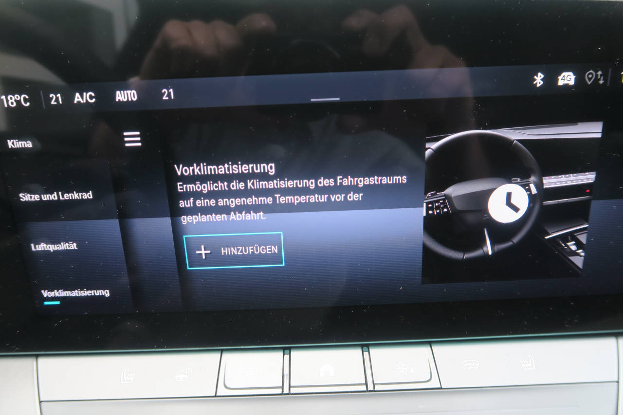 OPEL Astra-e Sports Tourer Ultimate-image-12