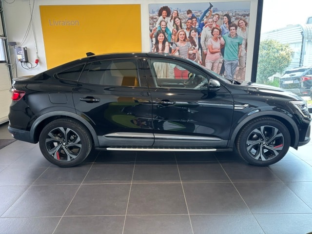RENAULT Arkana 1.6 E-Tech R.S.Line-image-1