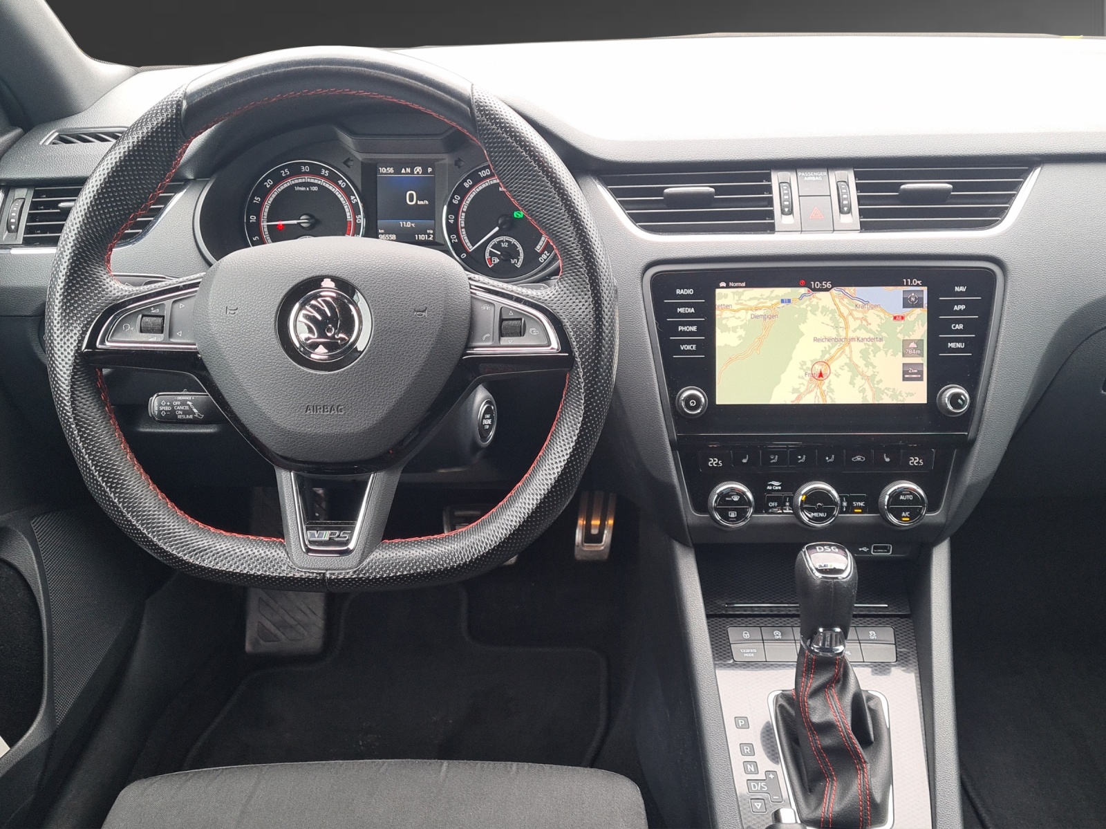 SKODA Octavia Combi 2.0 TDI RS Prag 4x4 DSG-image-7