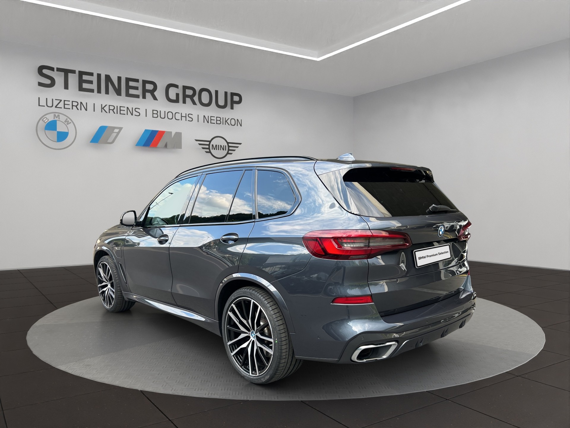 BMW X5 xDrive45e M Sport Steptronic-image-7