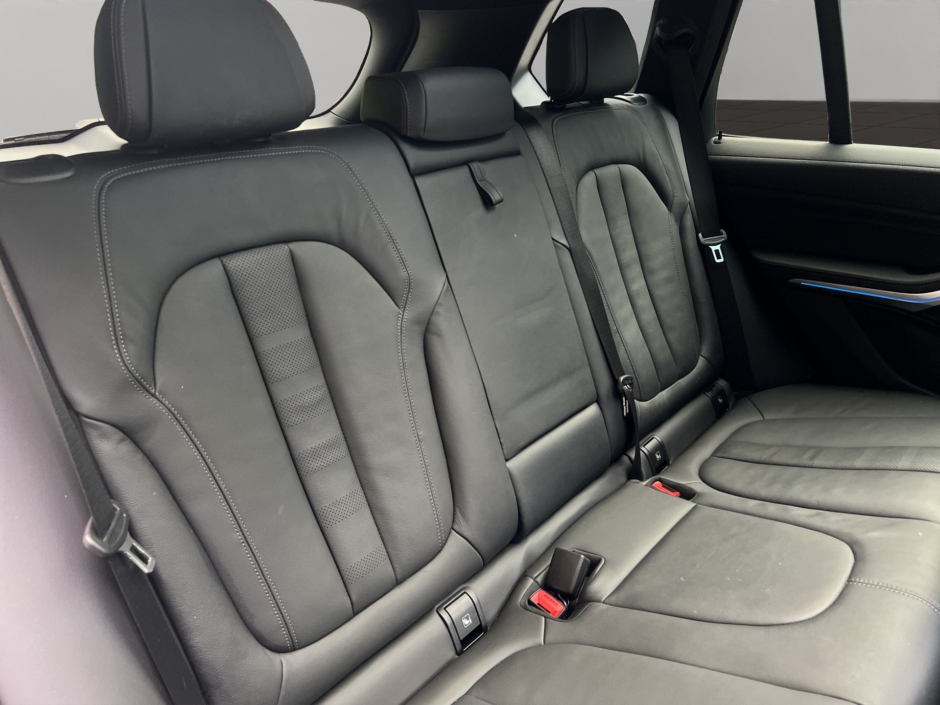 BMW X5 xDrive45e M Sport Steptronic-image-21