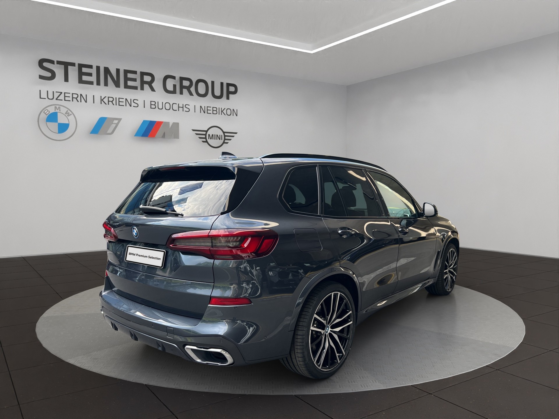 BMW X5 xDrive45e M Sport Steptronic-image-5