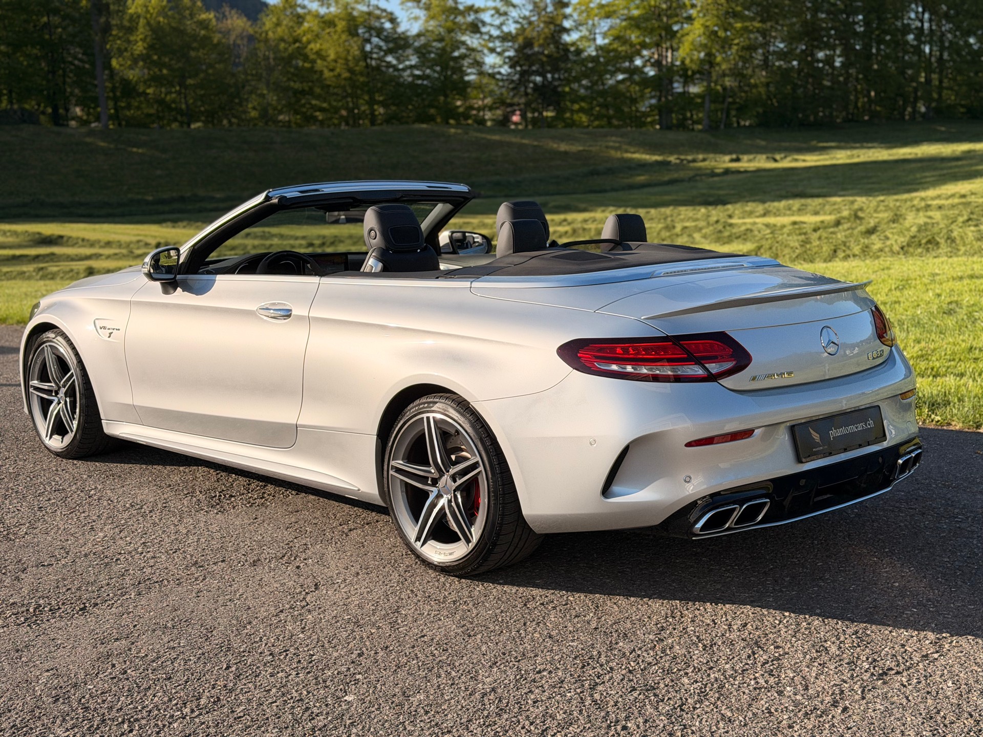 MERCEDES-BENZ C 63 S AMG 9G-tronic-image-22