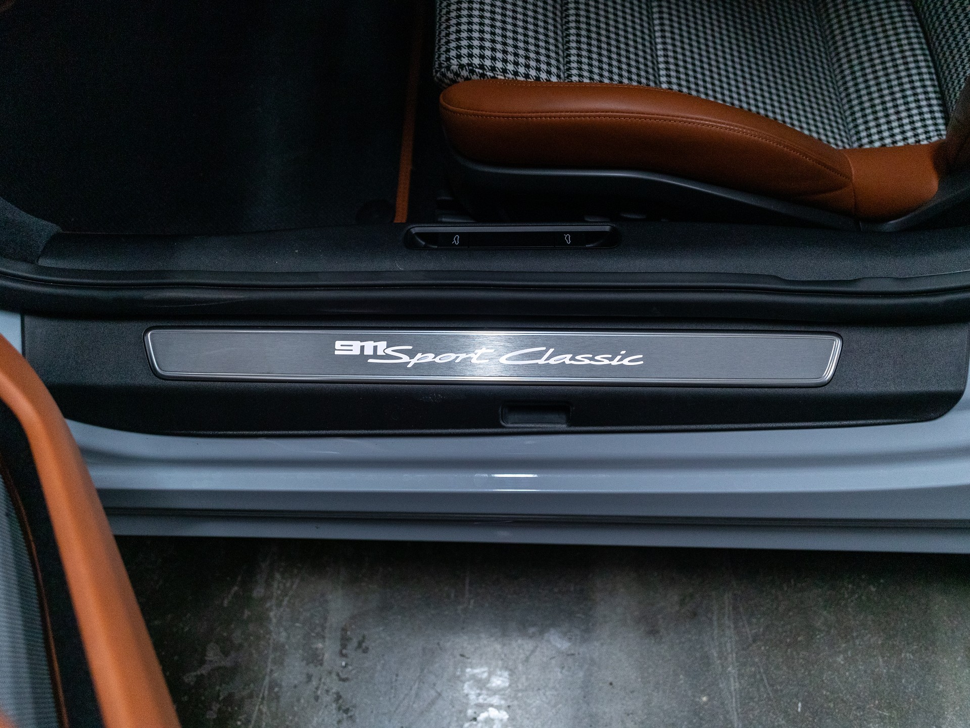 PORSCHE 911 (992.1) Sport Classic II-image-5