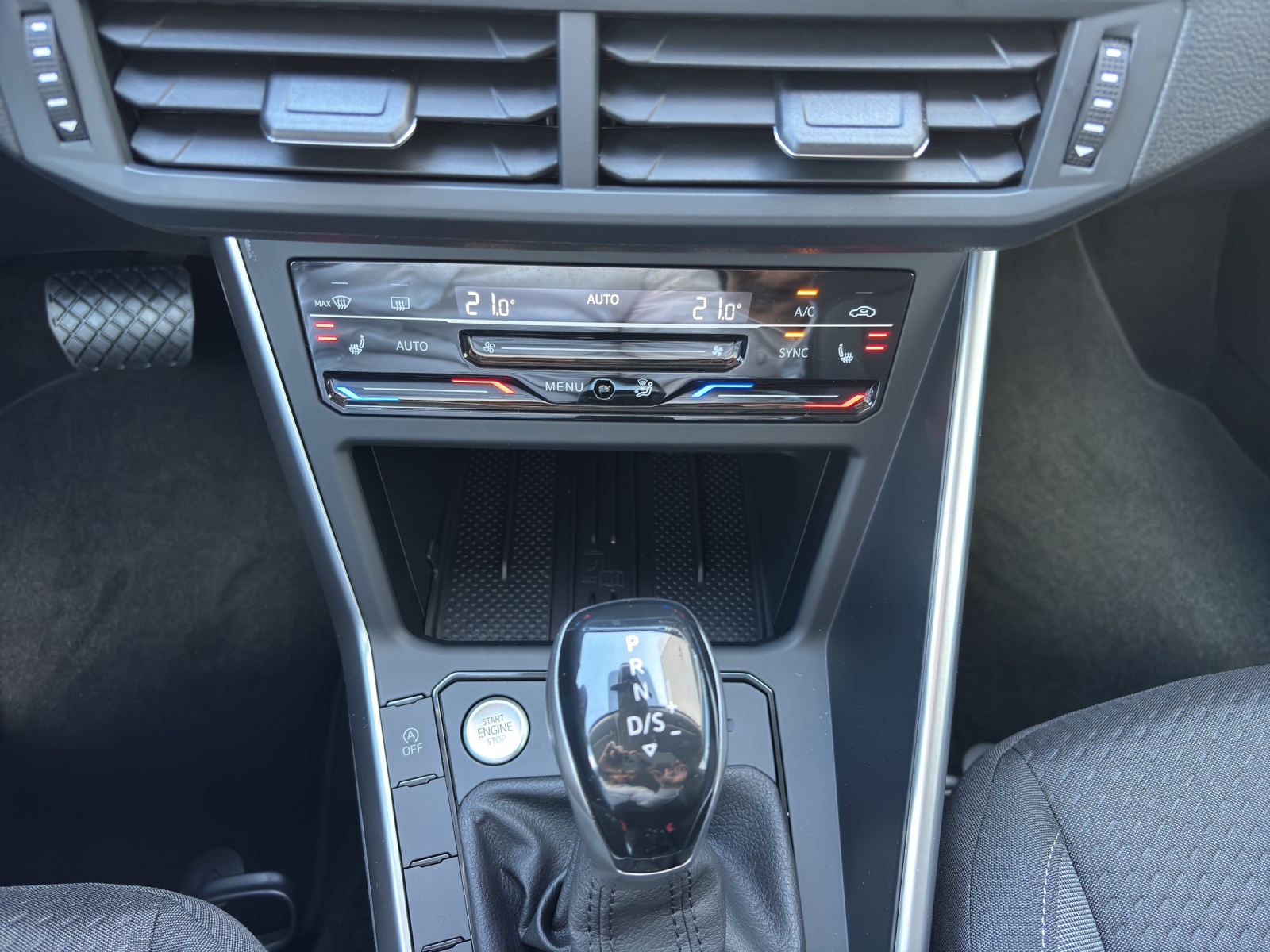 VW Polo 1.0 TSI Life DSG-image-15