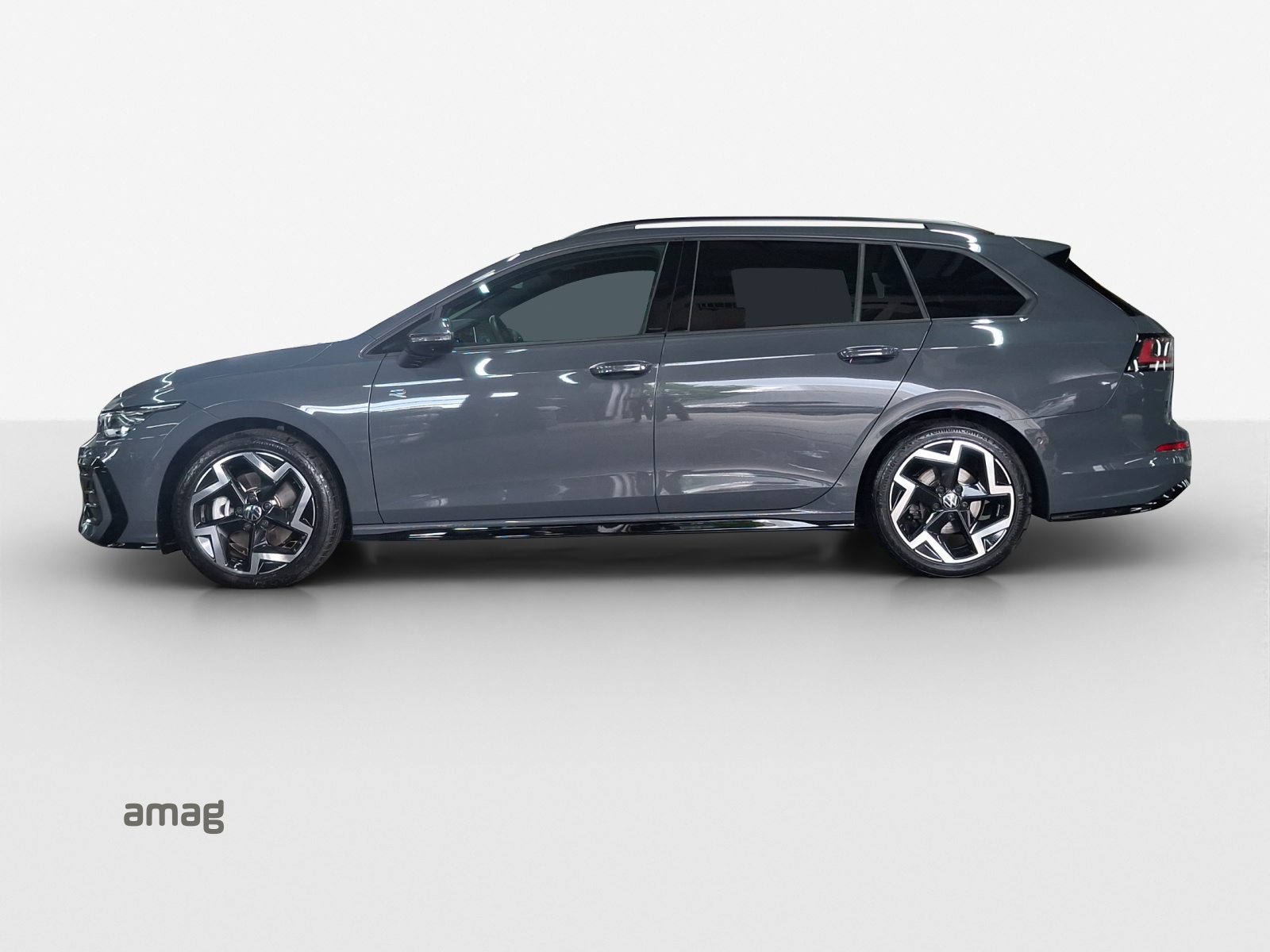VW Golf Variant 2.0 TSI R-Line DSG 4 Motion-image-1