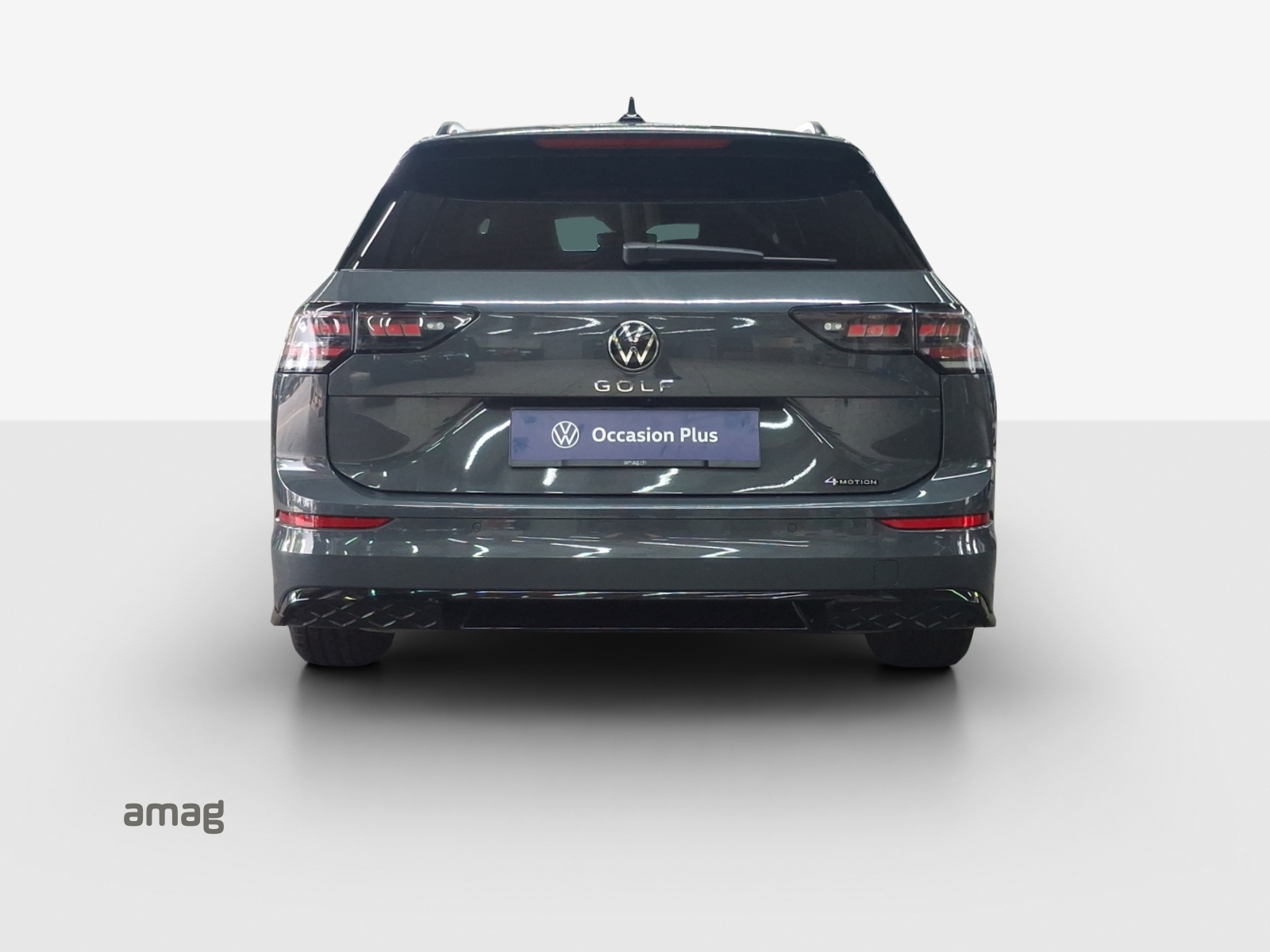 VW Golf Variant 2.0 TSI R-Line DSG 4 Motion-image-3