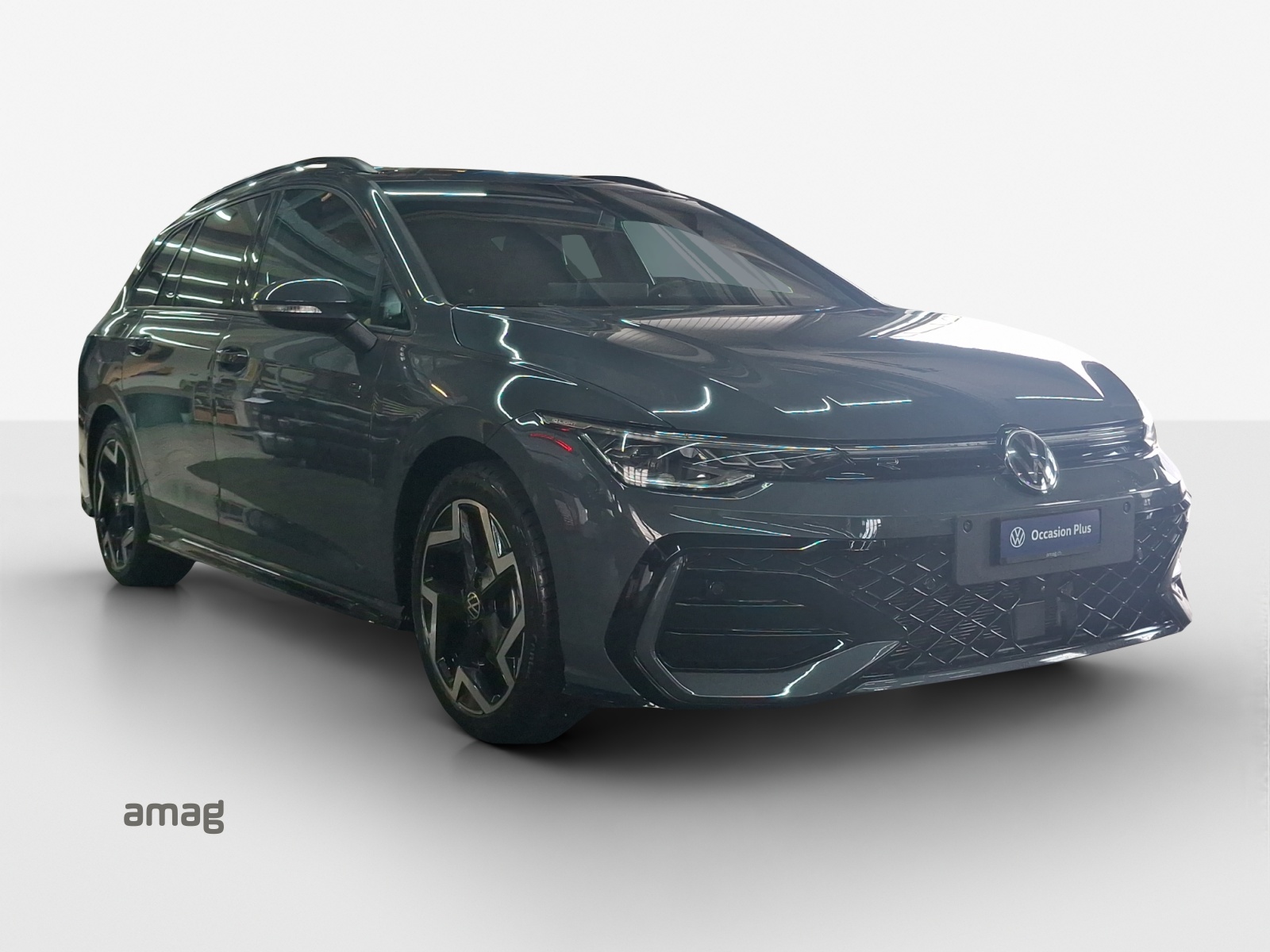 VW Golf Variant 2.0 TSI R-Line DSG 4 Motion-image-5