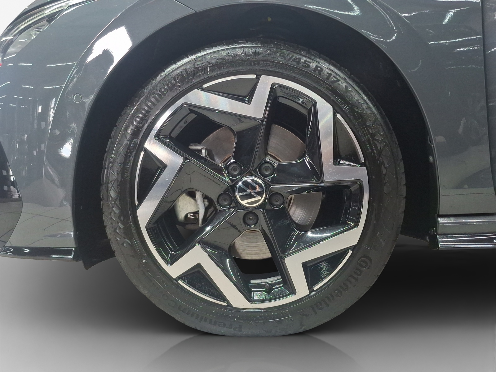 VW Golf Variant 2.0 TSI R-Line DSG 4 Motion-image-14