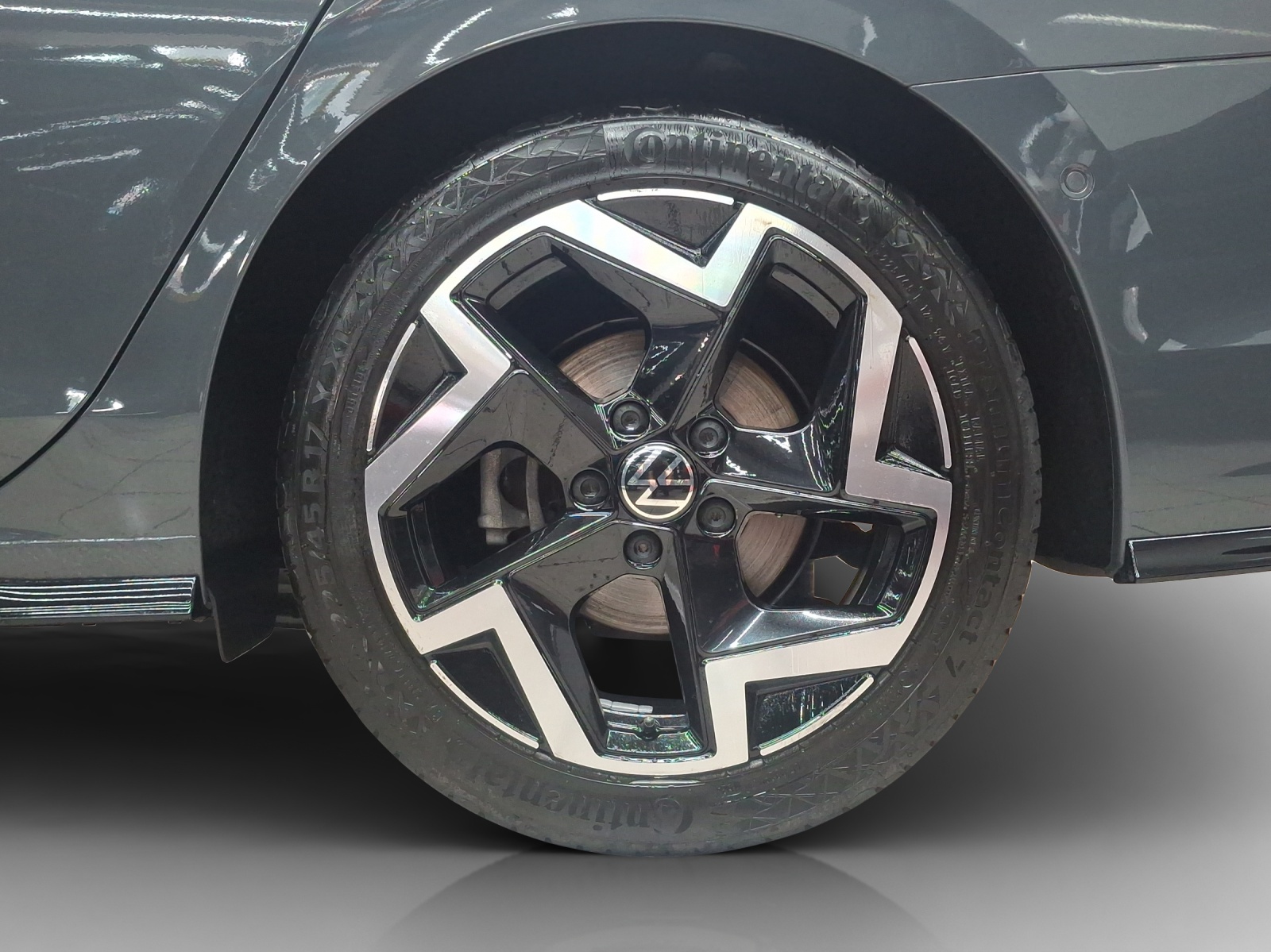 VW Golf Variant 2.0 TSI R-Line DSG 4 Motion-image-15