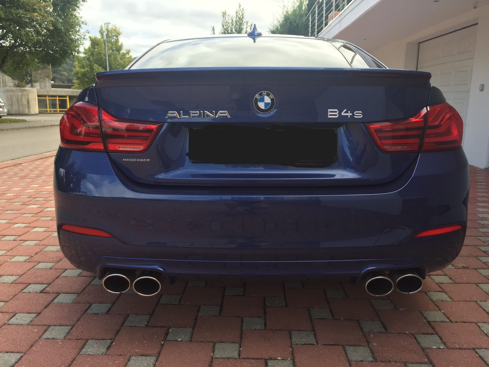 BMW-ALPINA 3.0 S Biturbo 4x4-image-3