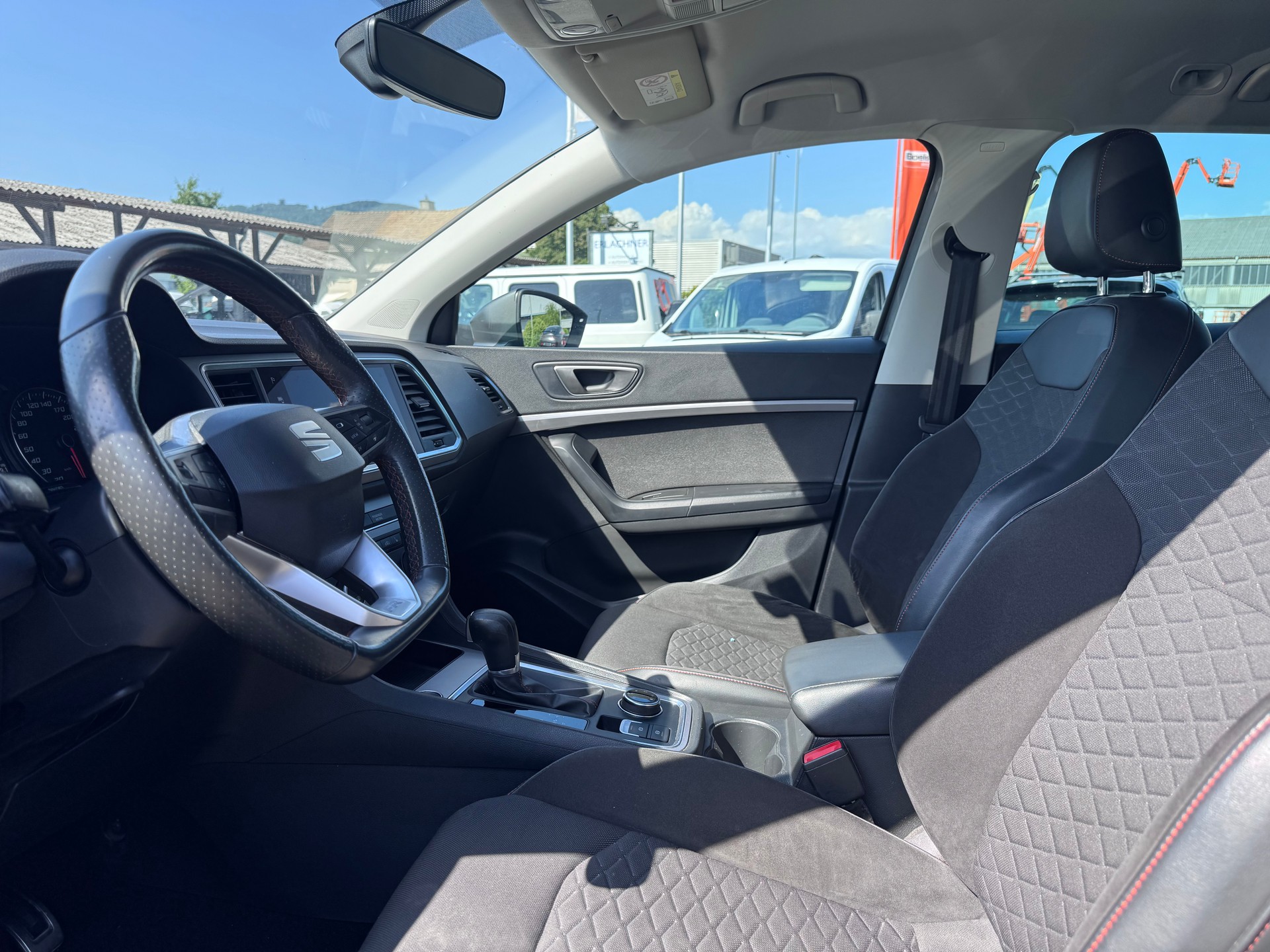 SEAT Ateca 2.0 TSI FR 4Drive DSG-image-12