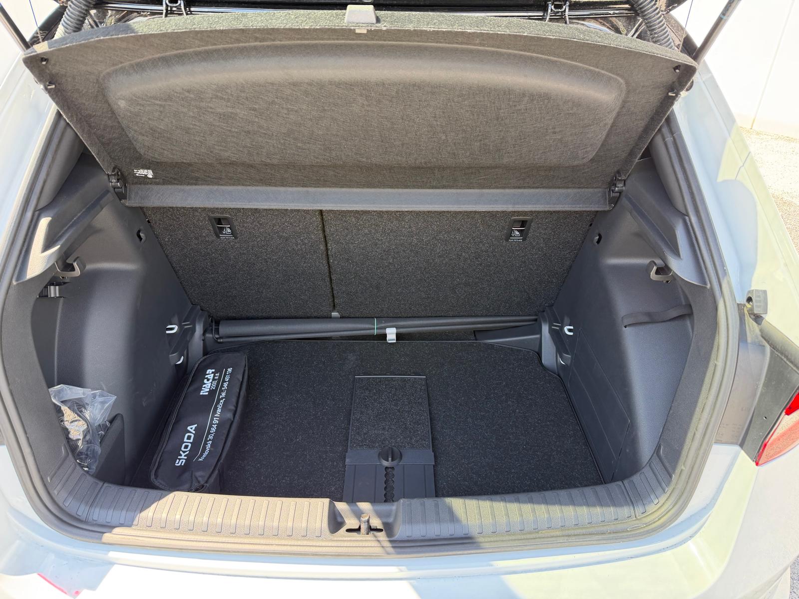 SKODA Fabia 1.0 TSI Monte Carlo DSG-image-10