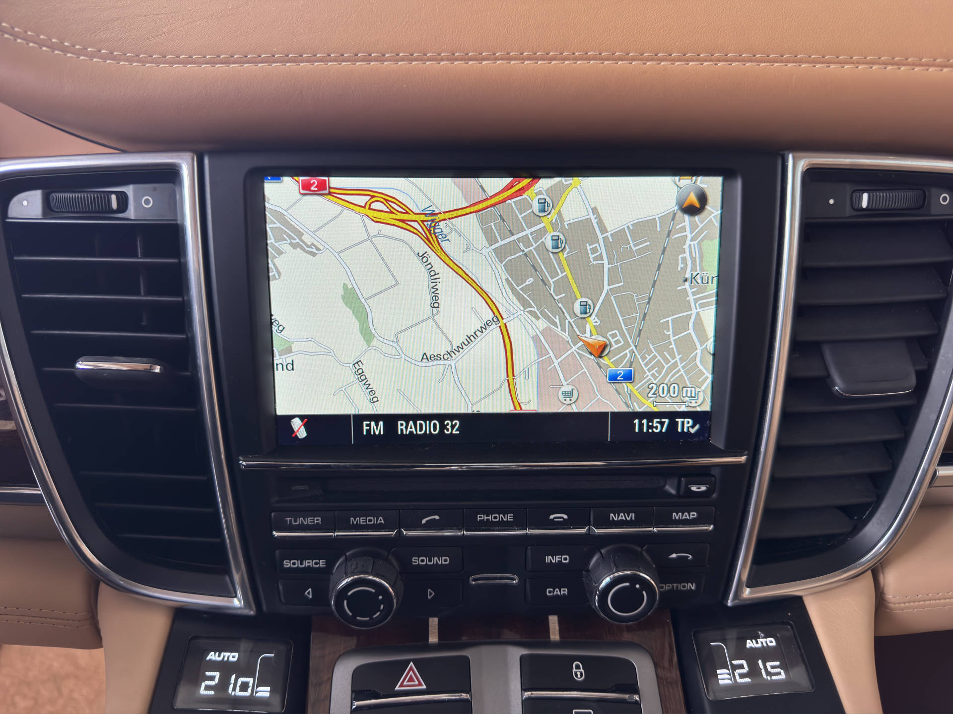 PORSCHE Panamera GTS-image-8