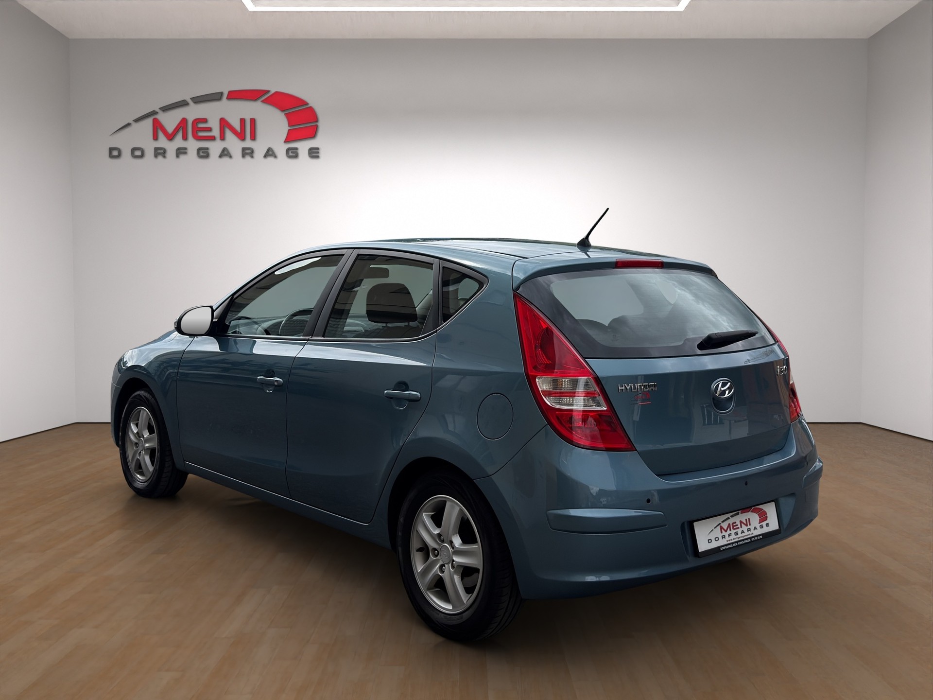 HYUNDAI i30 1.6 Swiss Plus Edition Automatic-image-4