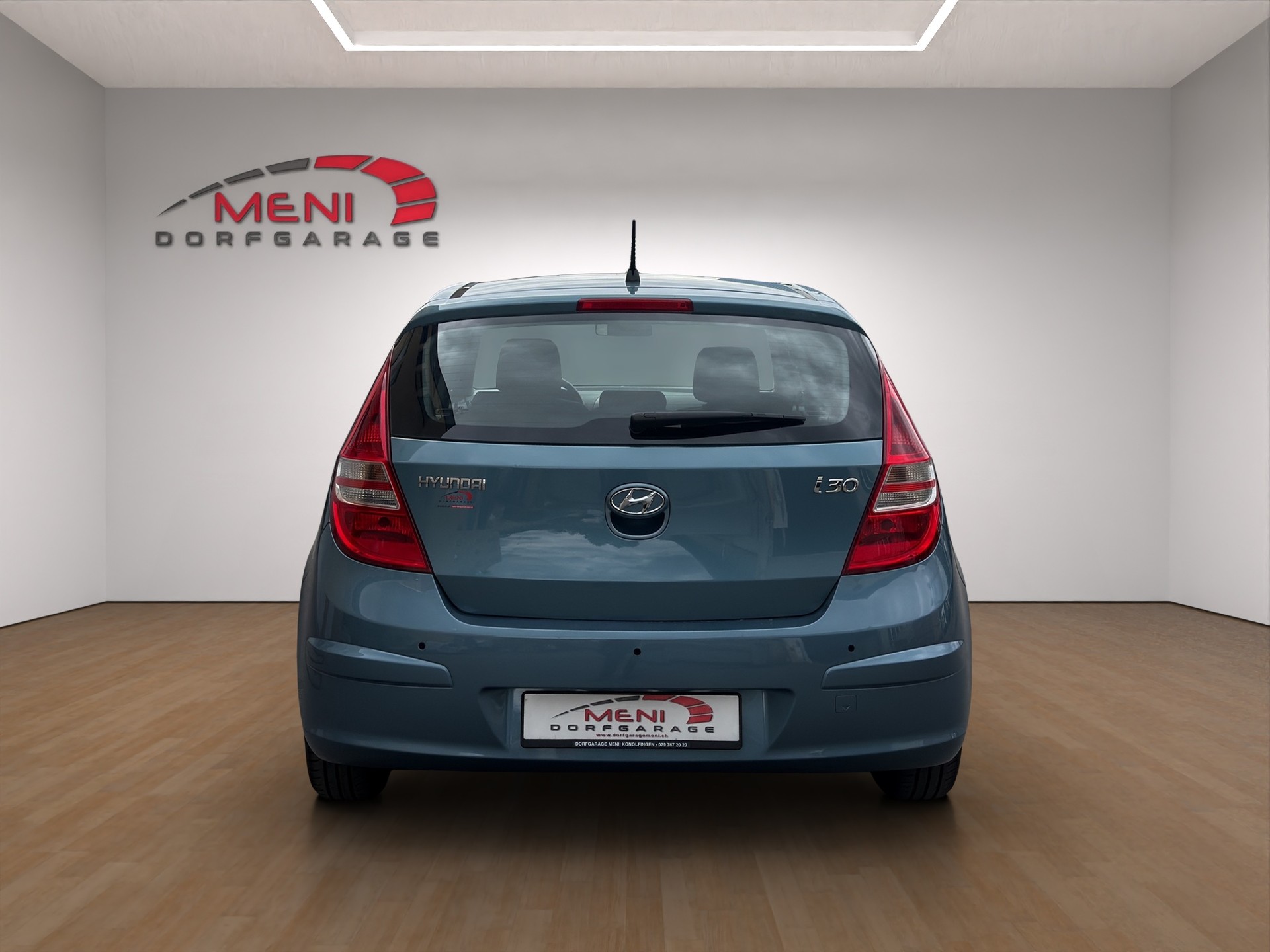 HYUNDAI i30 1.6 Swiss Plus Edition Automatic-image-5