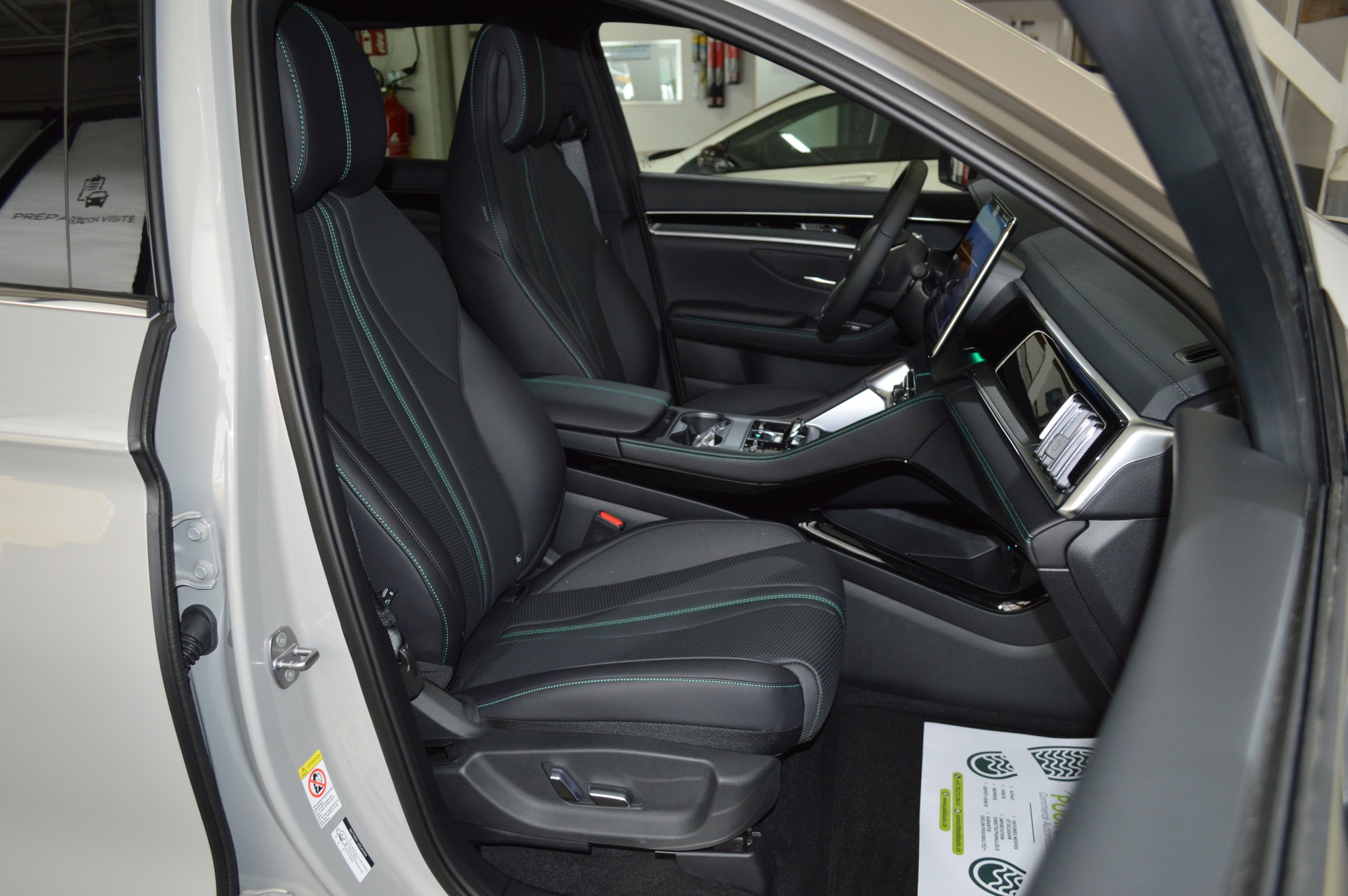 BYD Seal U DM-i Comfort-image-8