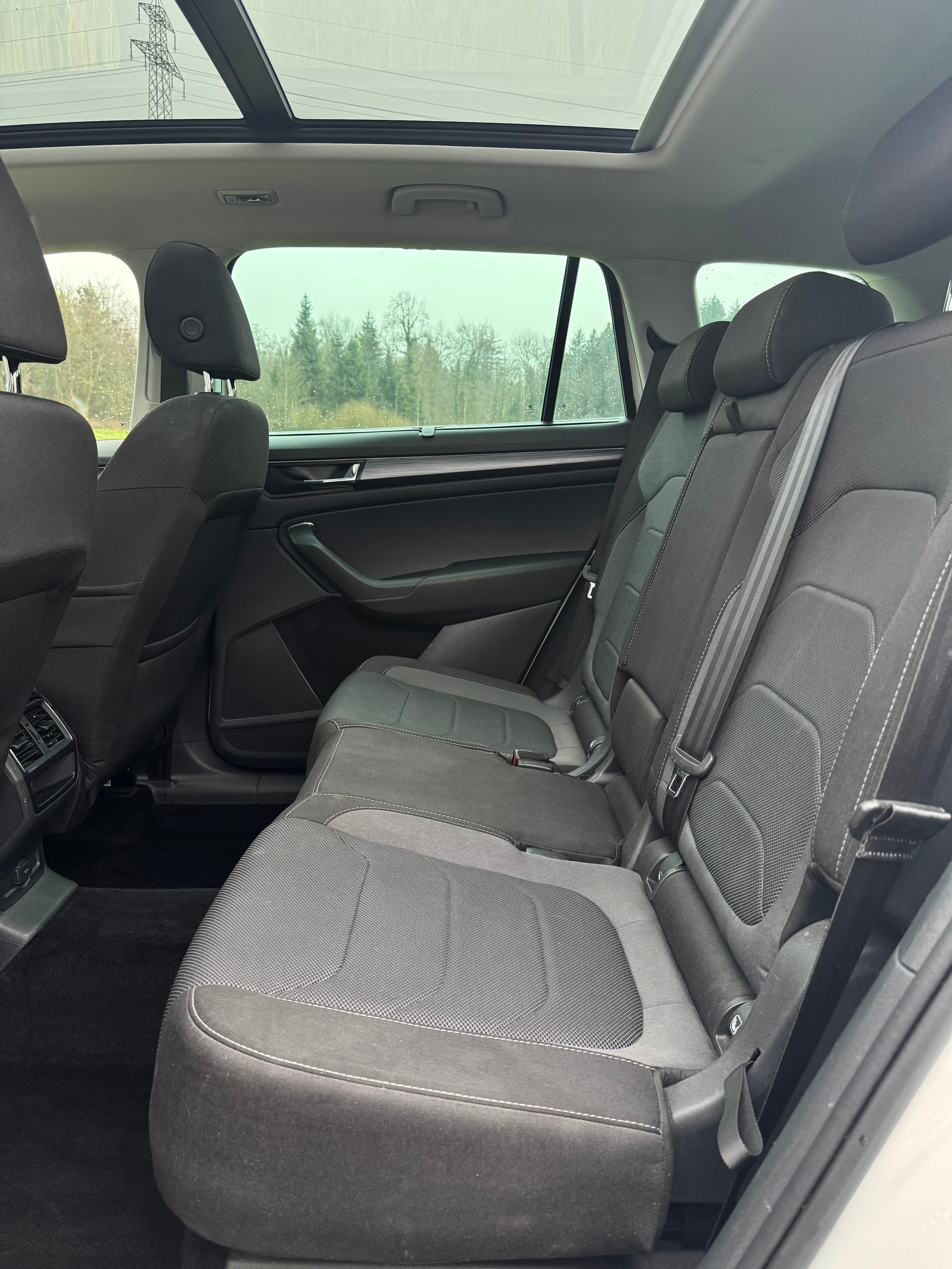 SKODA Kodiaq 2.0 TSI Ambition DSG 4x4 / ab MFK 02.2026-image-18