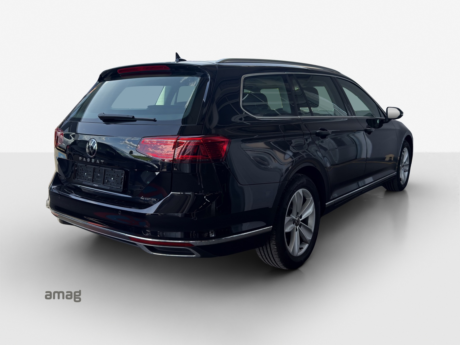 VW Passat 2.0 TDI BMT Elegance 4Motion DSG-image-4