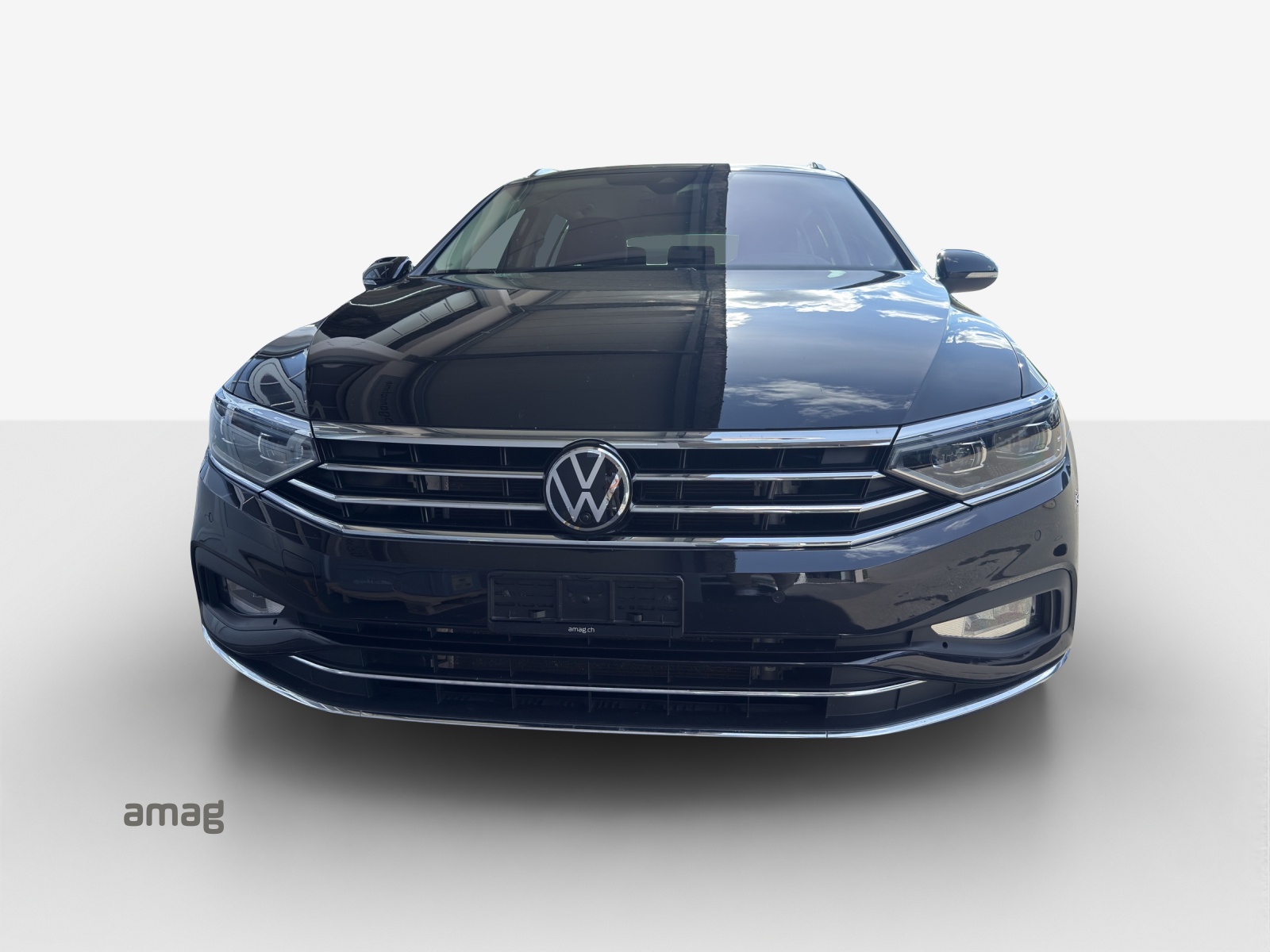 VW Passat 2.0 TDI BMT Elegance 4Motion DSG-image-6