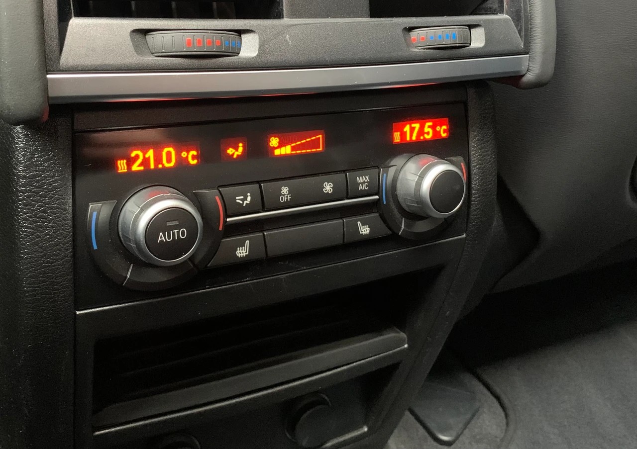 BMW X5M Steptronic-image-10