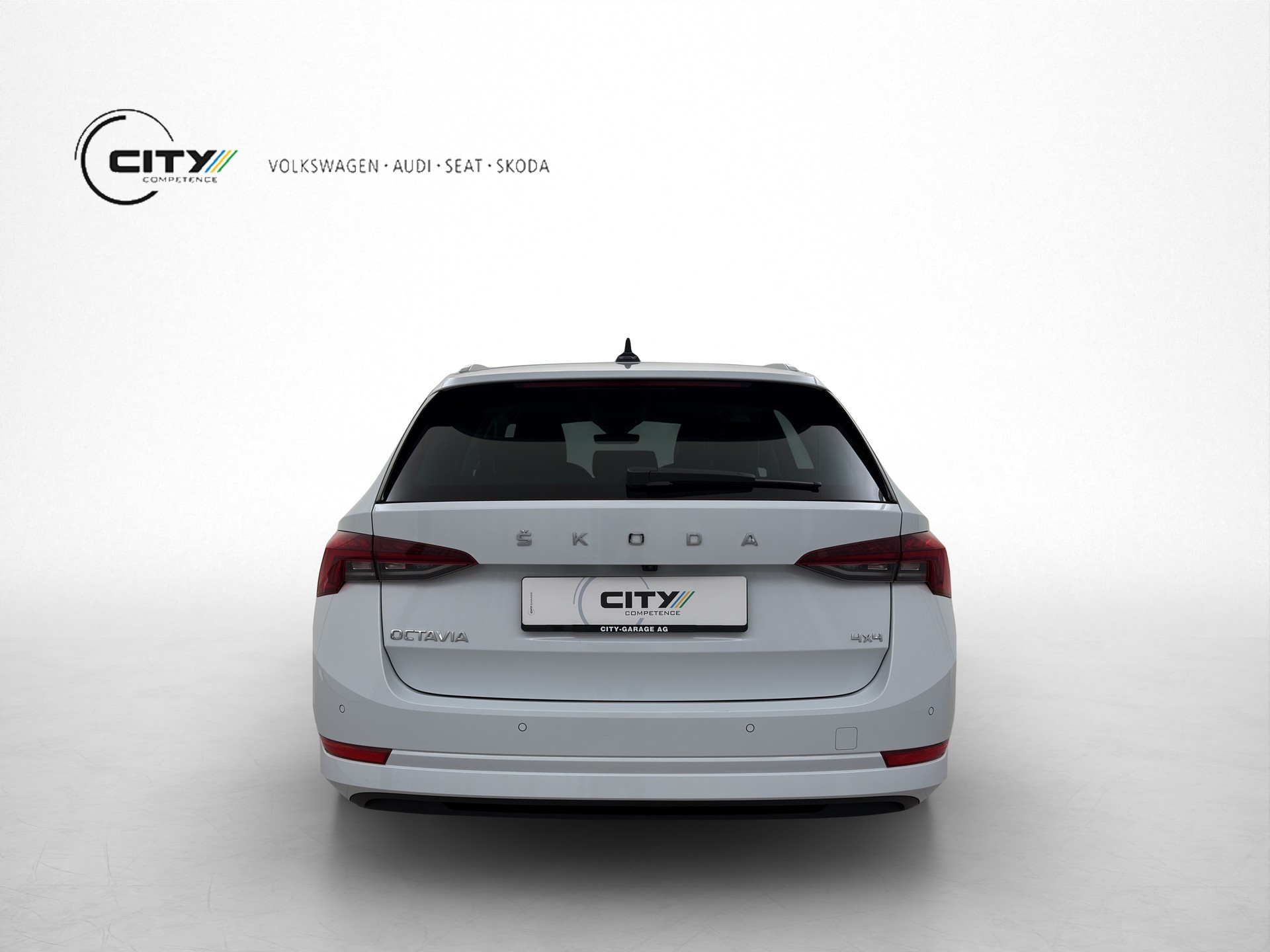 SKODA Octavia Combi 2.0 TDI Style DSG-image-4