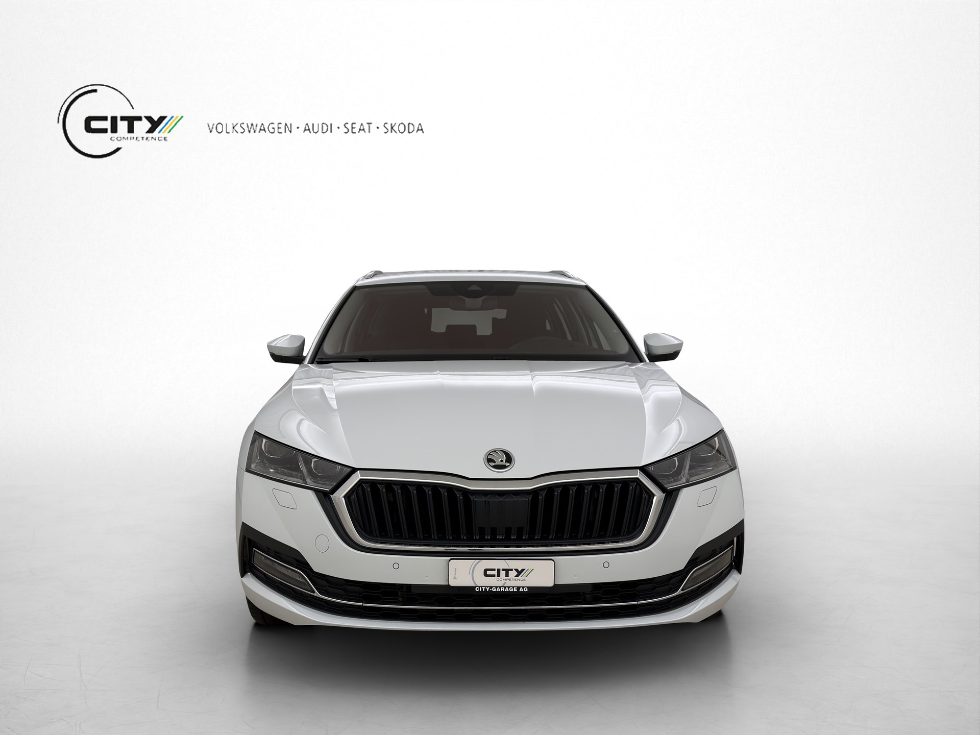 SKODA Octavia Combi 2.0 TDI Style 4x4 DSG-image-0