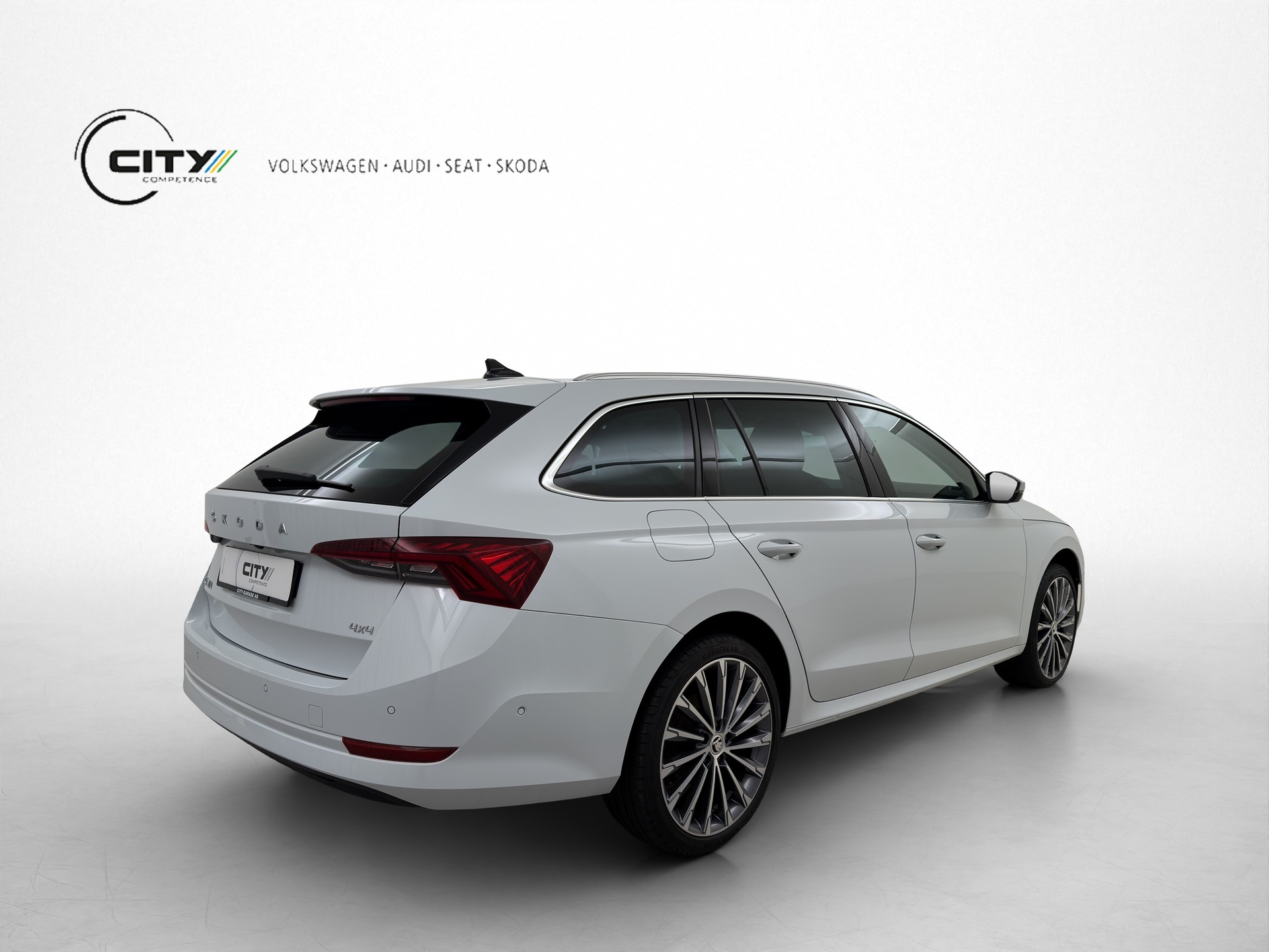 SKODA Octavia Combi 2.0 TDI Style 4x4 DSG-image-5
