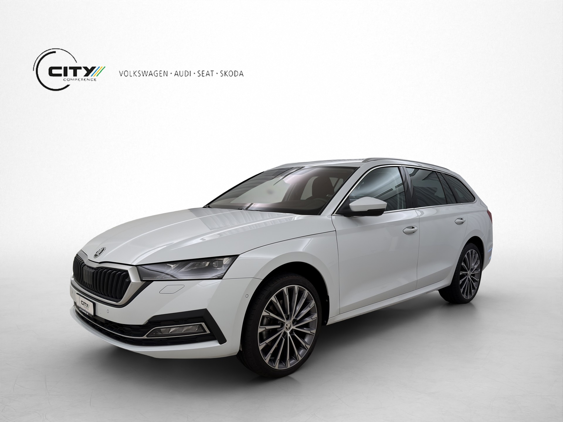 SKODA Octavia Combi 2.0 TDI Style 4x4 DSG-image-1