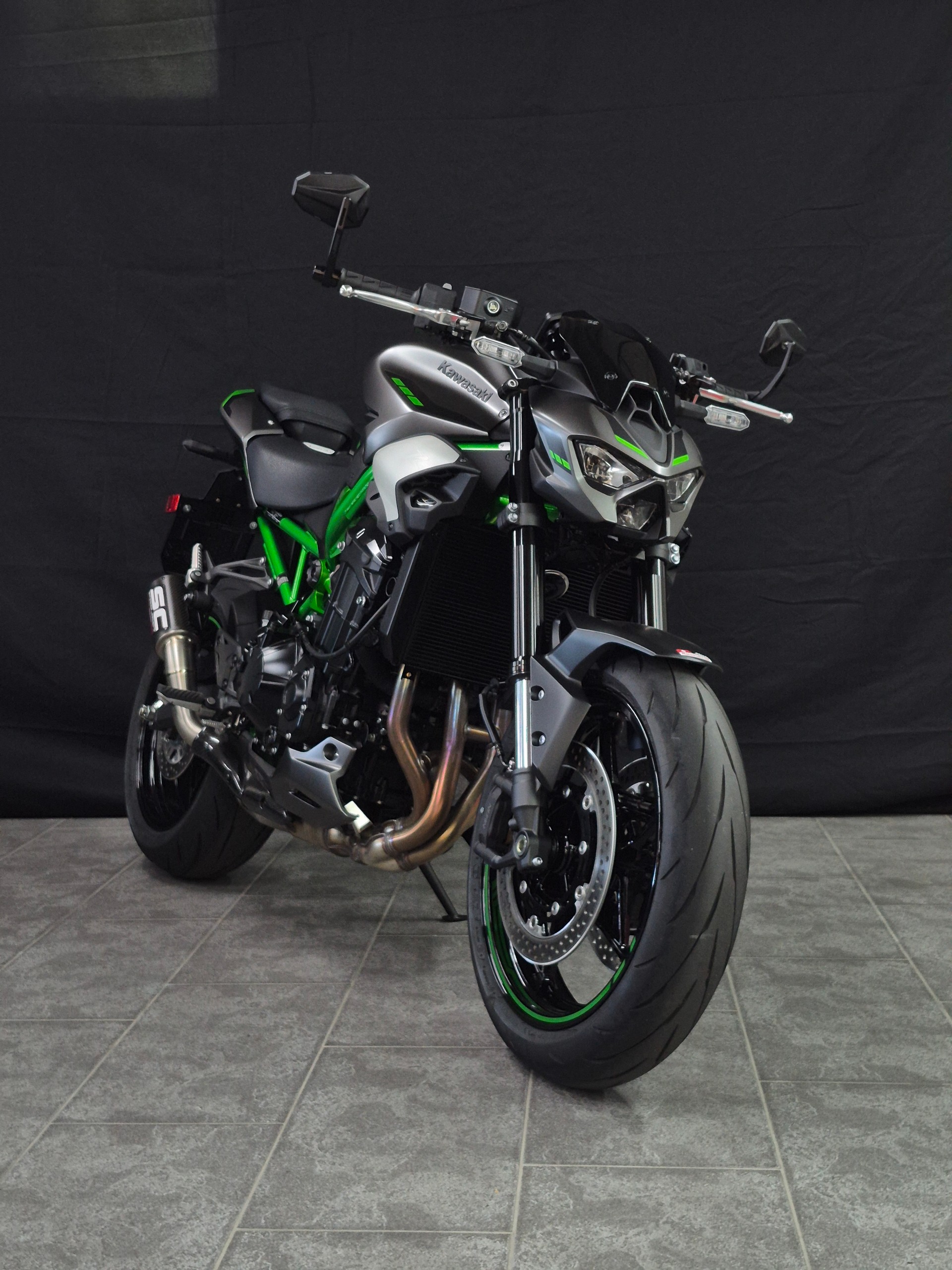 KAWASAKI Z 900-showroom-element-3