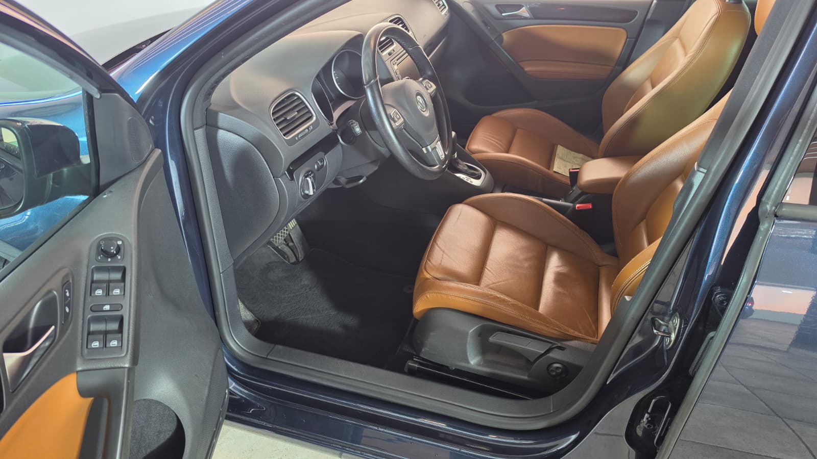 VW Golf 1.2 TSI Comfortline DSG, FRISCH AB MFK UND FRISCH AB SERVICE-image-7