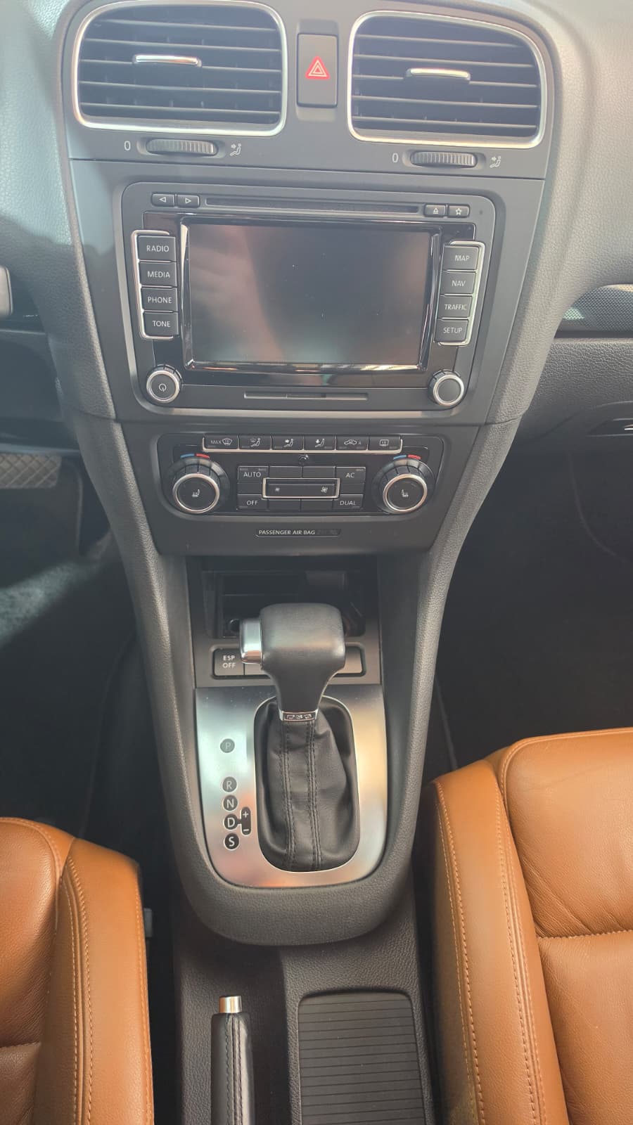 VW Golf 1.2 TSI Comfortline DSG, FRISCH AB MFK UND FRISCH AB SERVICE-image-9